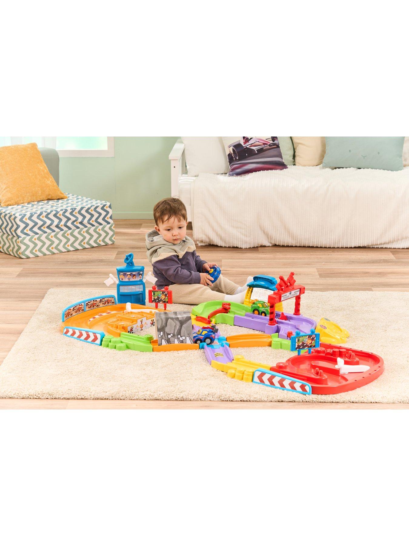 Image 2 of 7 of VTech Toot-Toot Drivers Super Circuit RC Raceway