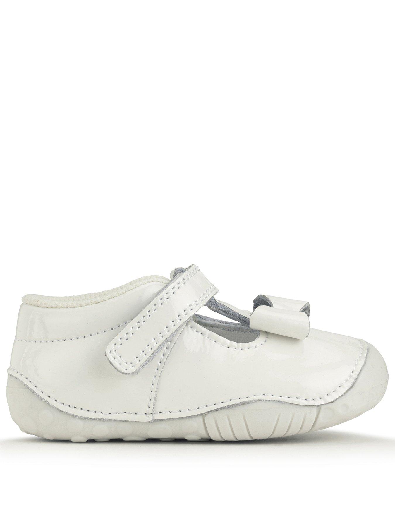  image of start-rite-unisex-wiggle-prewalkers-shoe-white
