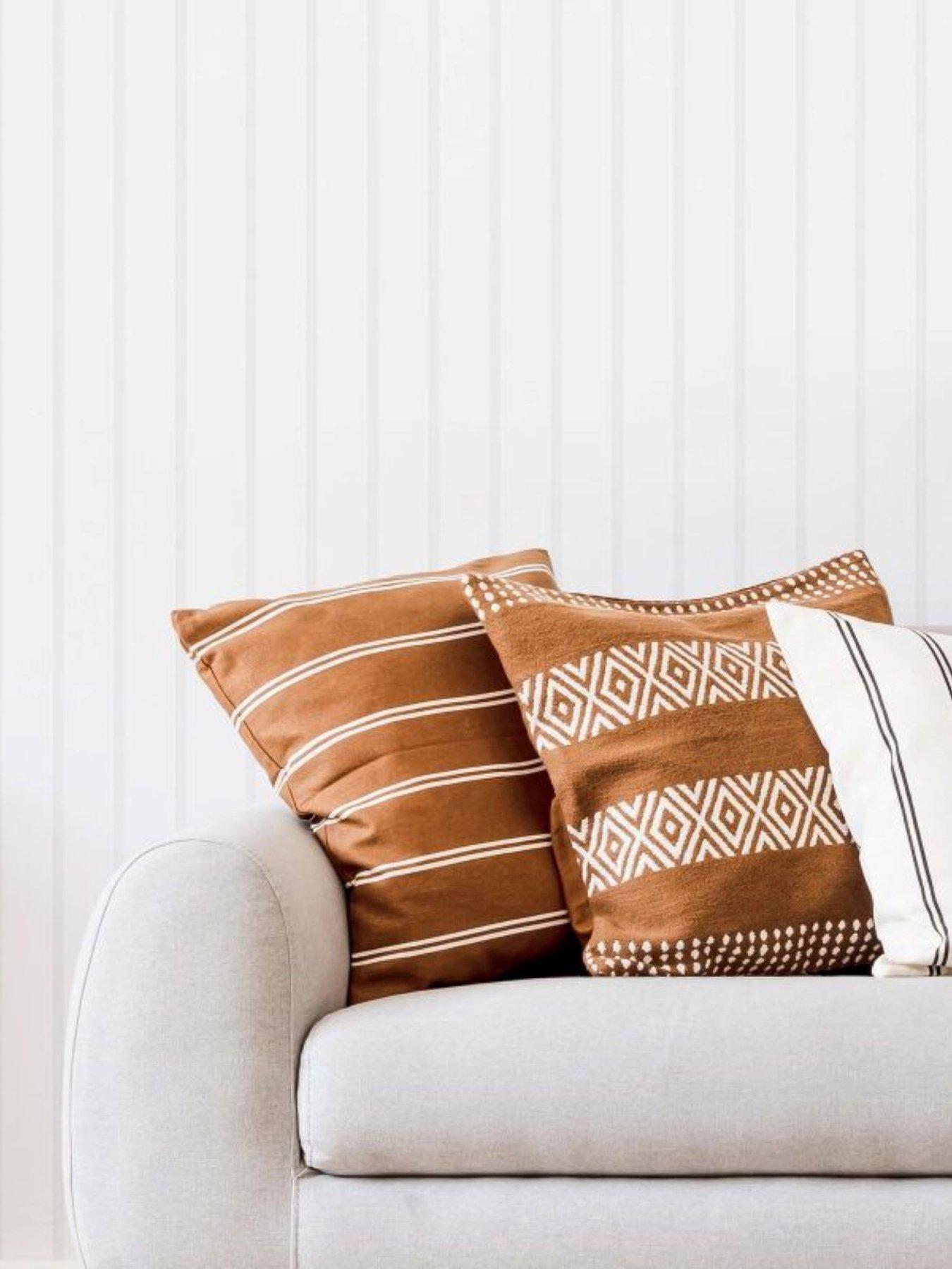 undefined Paintable White Slat Panel Wallpaper