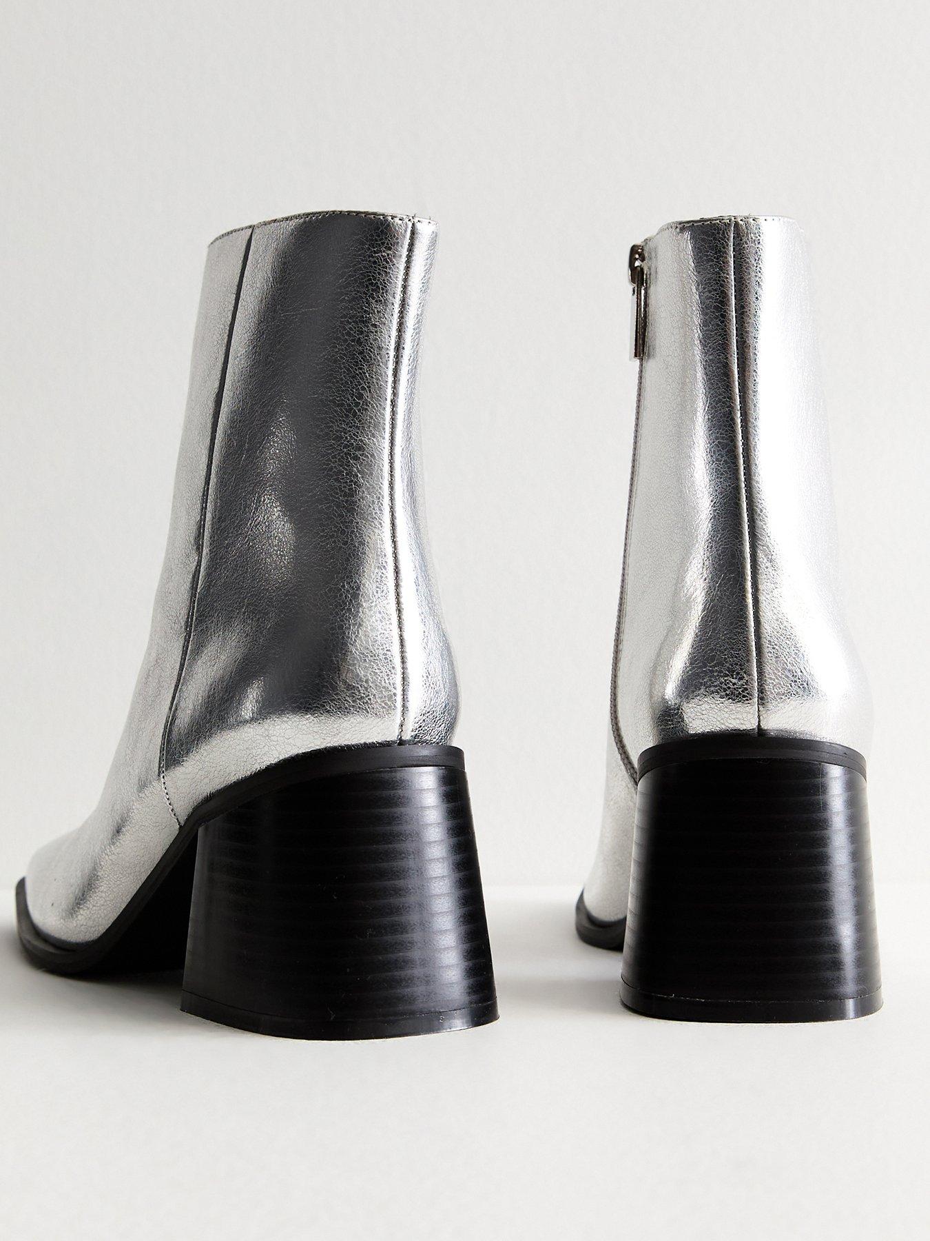 Image 3 of 6 of New Look PU Boots - Silver