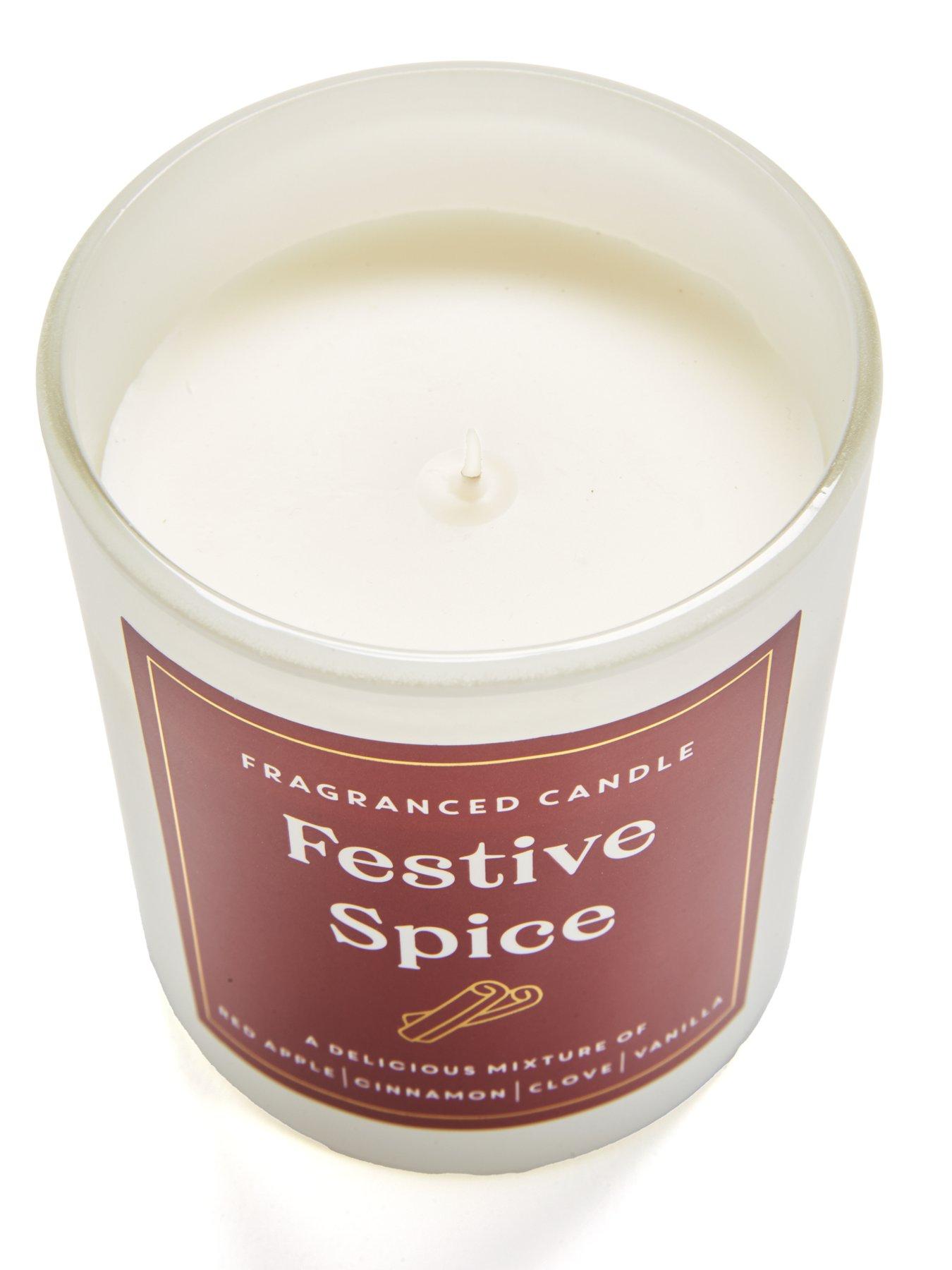 Image 5 of 5 of The Very Collection Festive Spice Candle