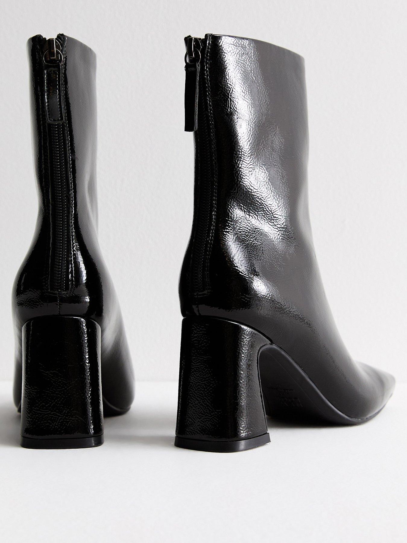 Image 3 of 5 of New Look Leather Look Heeled Ankle Boots - Black