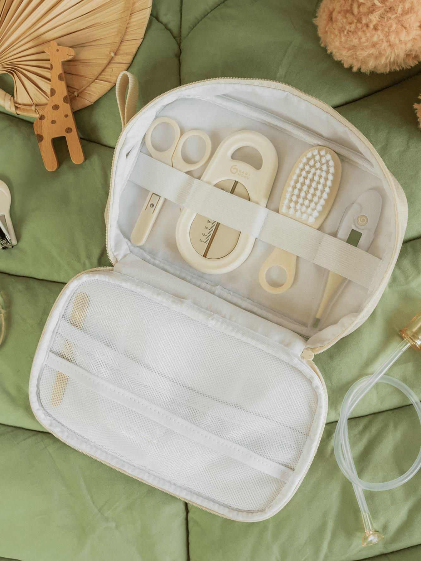  image of babymoov-grooming-set-sand