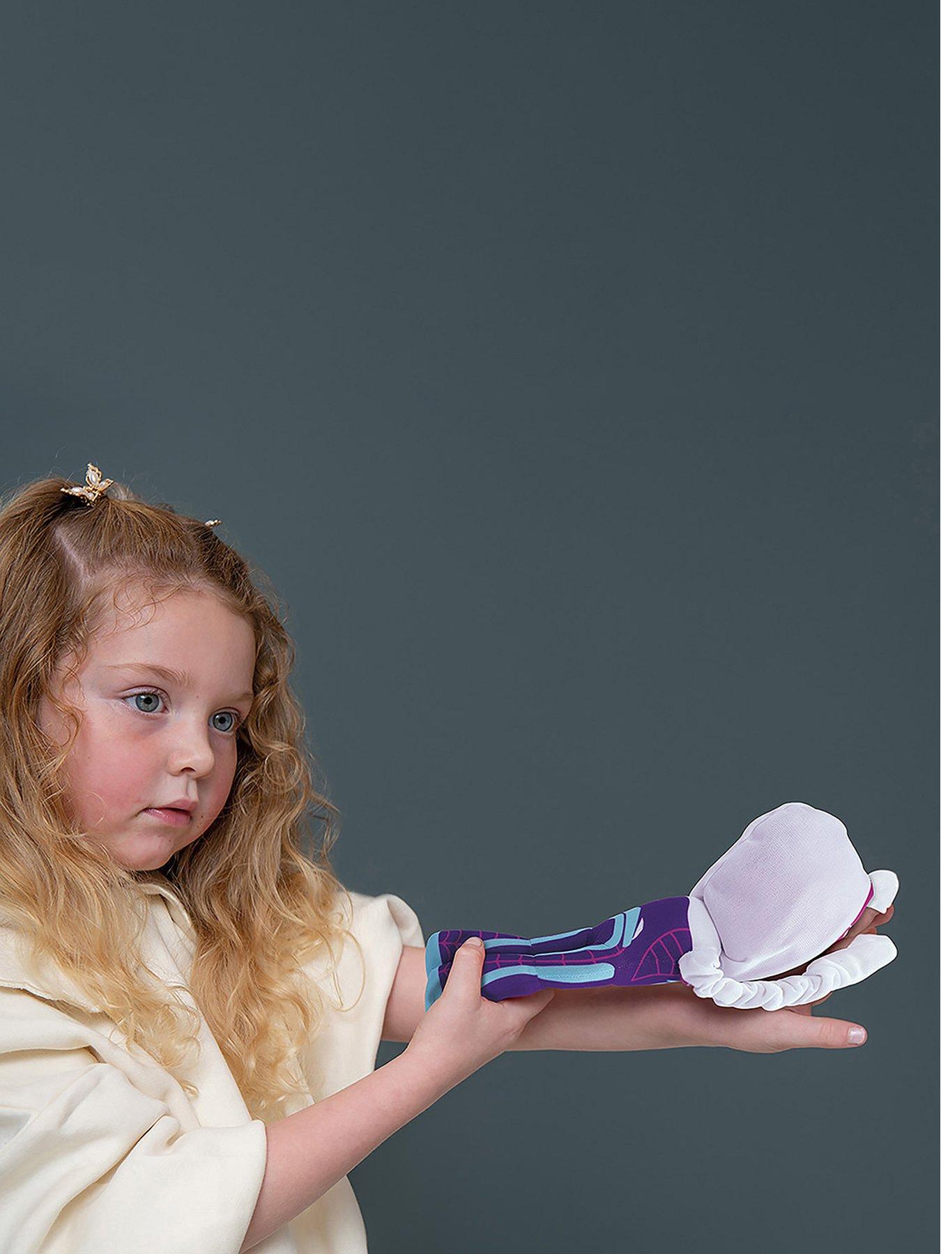 Image 3 of 4 of Spiderman Spidey Slingshot Ghost Girl