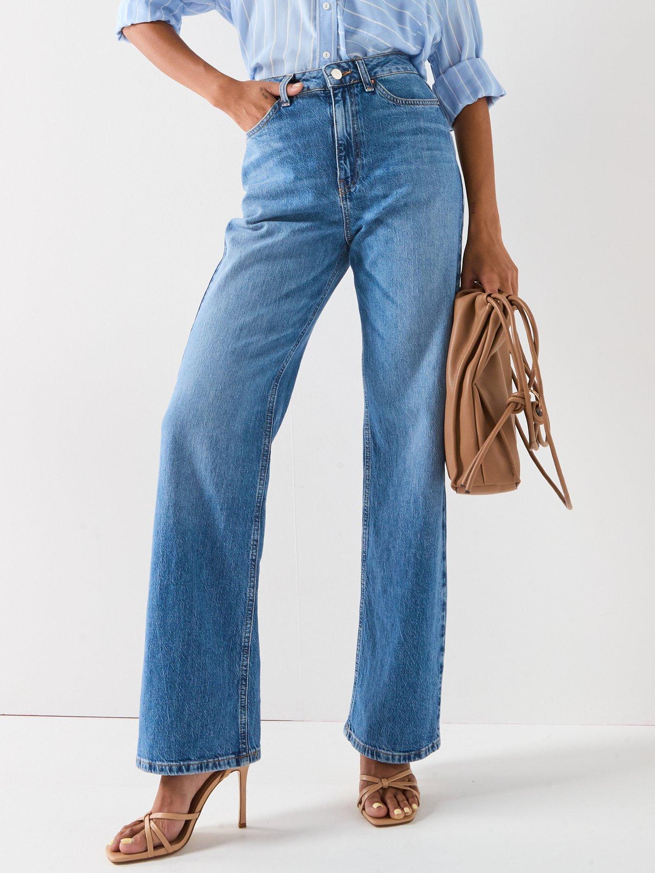 undefined Wide Leg Jeans With Stretch - Midi Wash