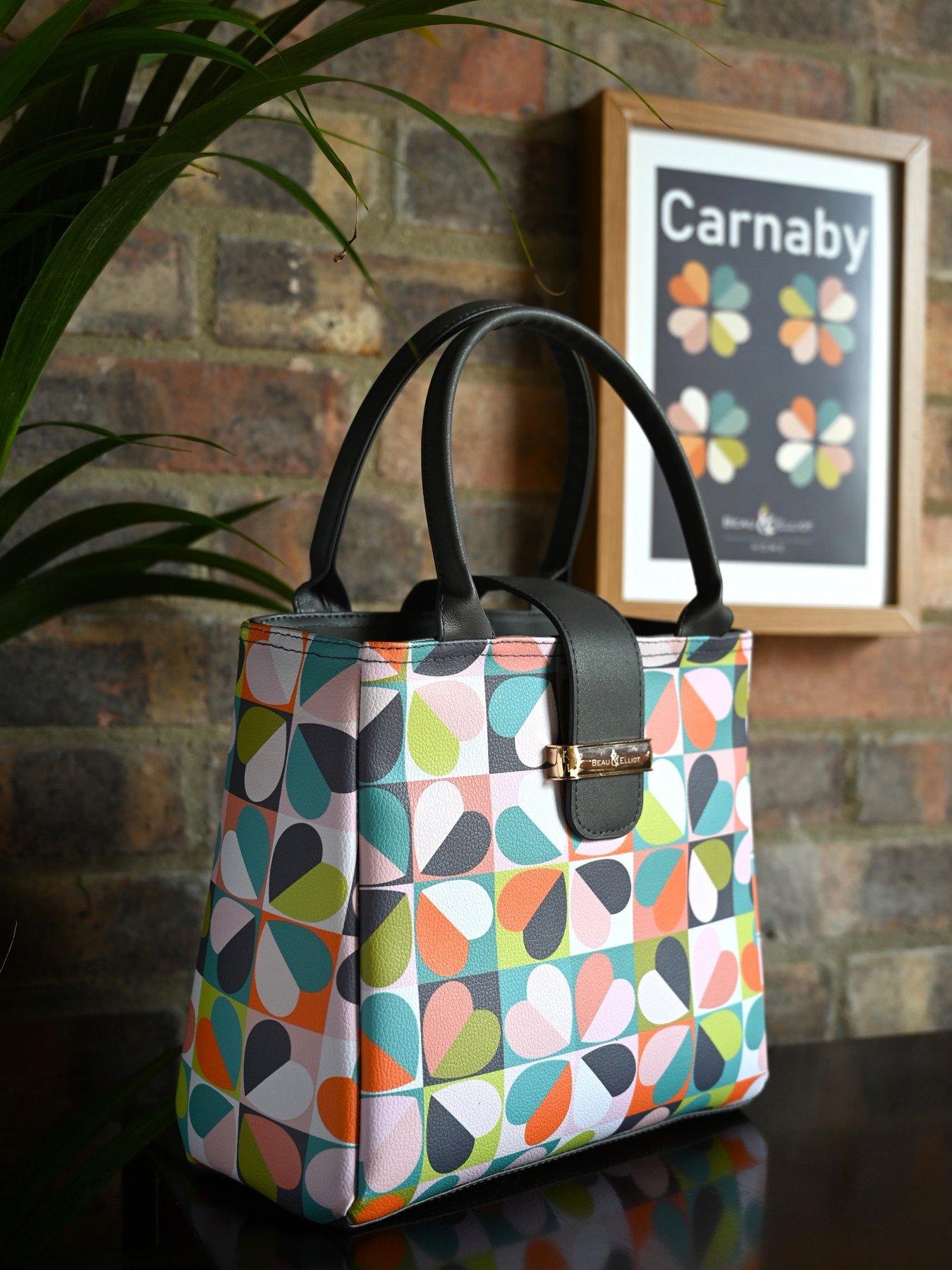 Image 4 of 5 of BEAU & ELLIOT Carnaby Bloom - Luxury Insulated Lunch Handbag and 400ml Insulated Travel Mug Bundle (Bloom Heart &amp; Flower)