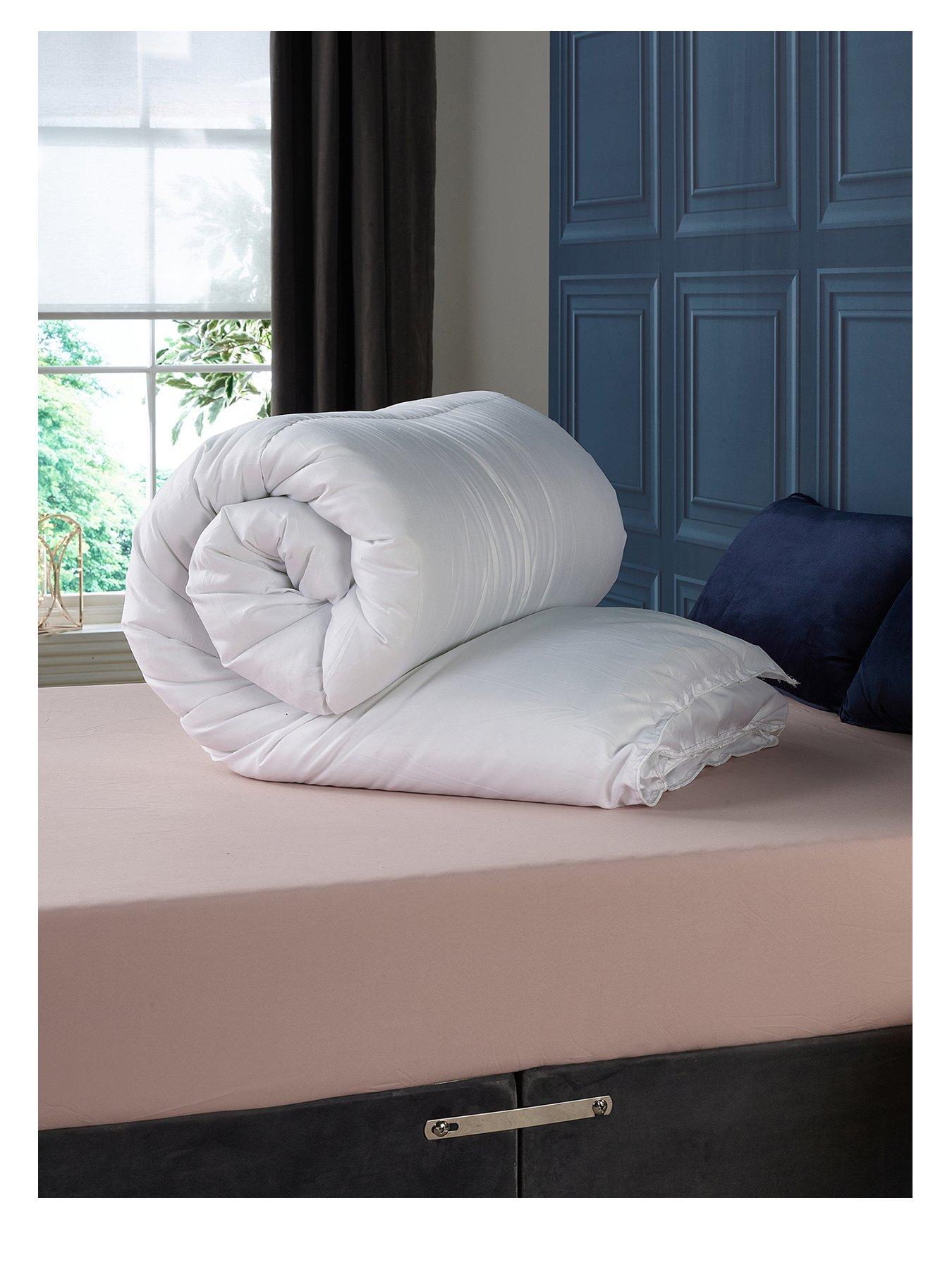 Image 2 of 5 of The Very Collection Anti-Allergy 10.5 Tog Duvet -&nbsp;Double - White