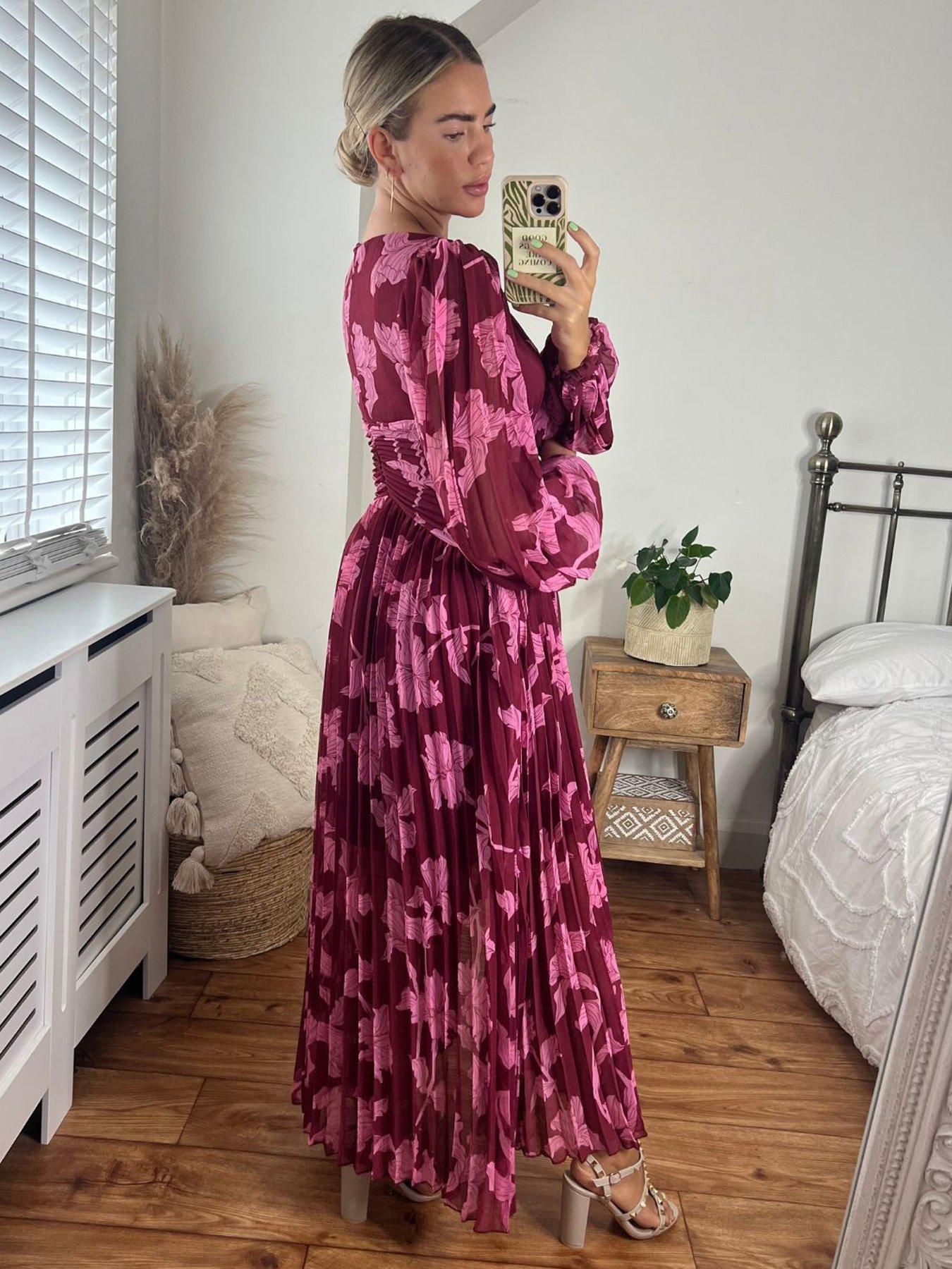 Image 3 of 4 of Style Cheat Toni Long Sleeve Pleated Maxi Dress - Mulberry Print