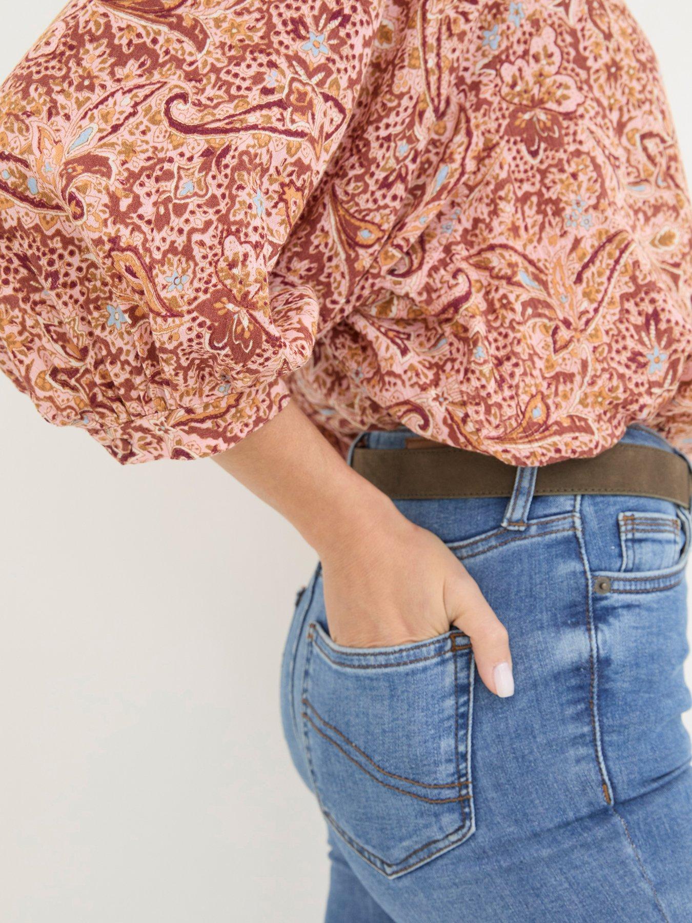  image of fatface-evelyn-wild-paisley-blouse-pink