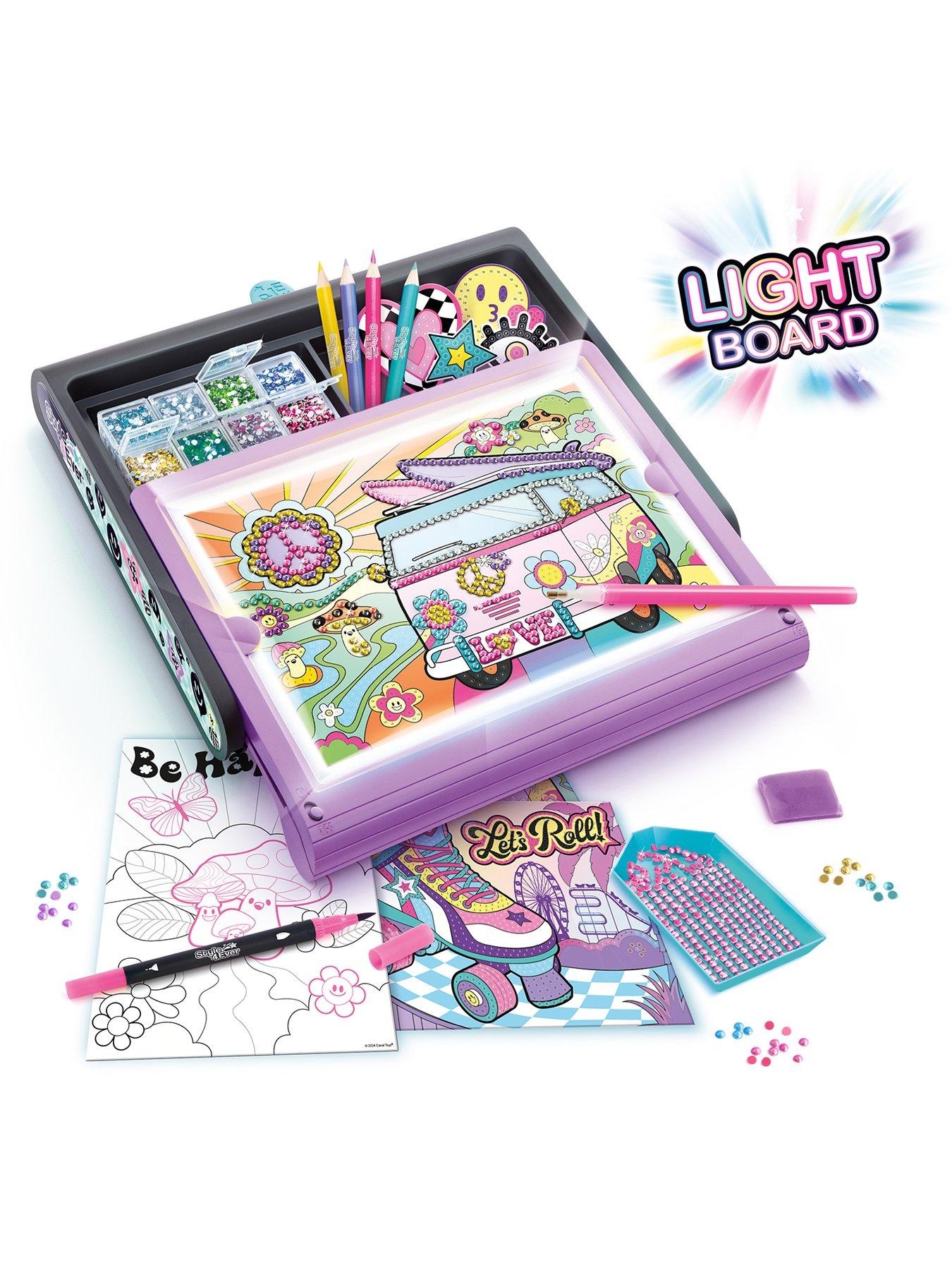 Image 3 of 7 of Style 4 Ever Diamond Art LED Case