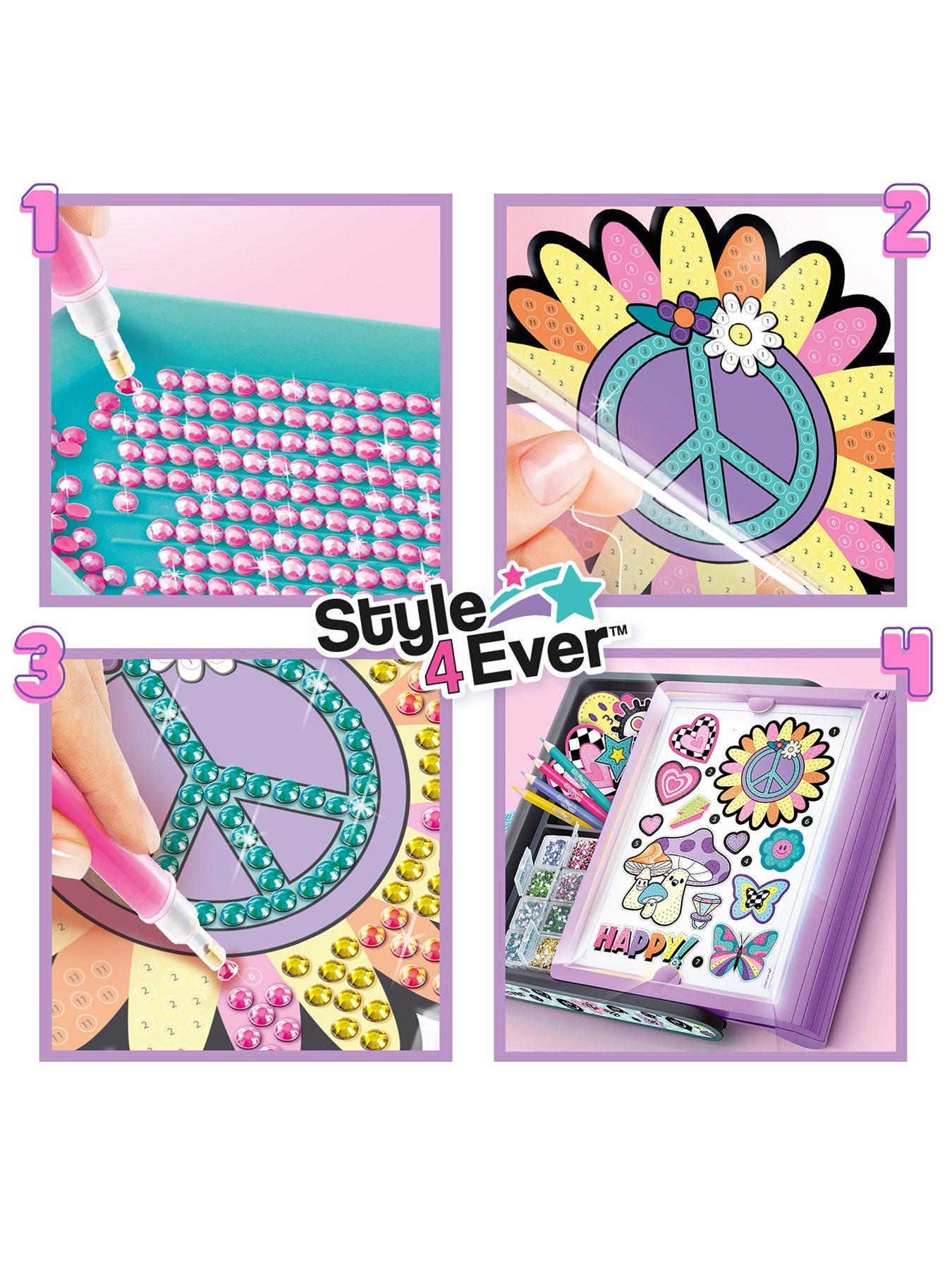 Image 5 of 7 of Style 4 Ever Diamond Art LED Case
