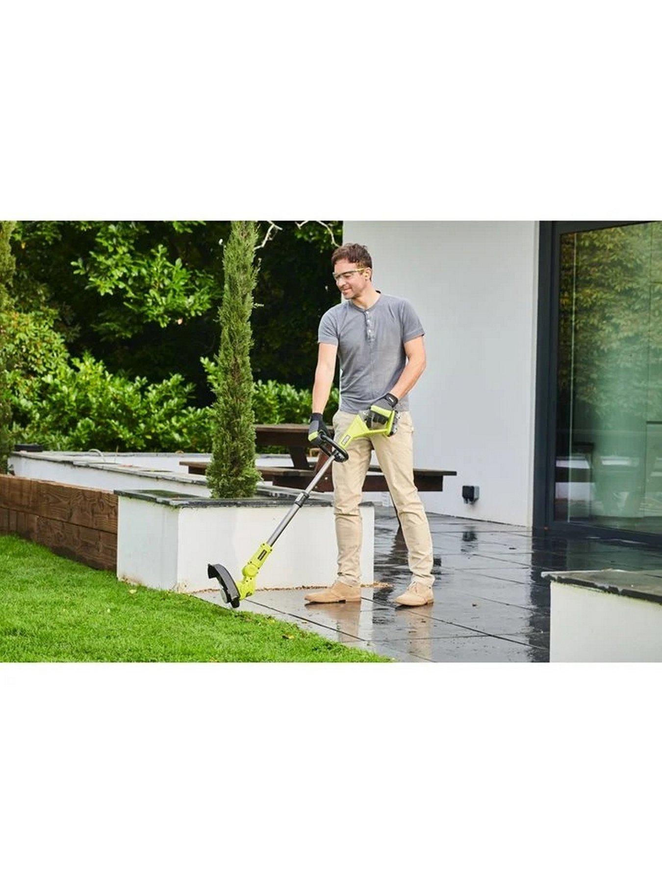 Image 4 of 5 of RYOBI RY18LMC30A-0 18V ONE+ Cordless 30cm 3-in-1 Mower (Bare Tool)
