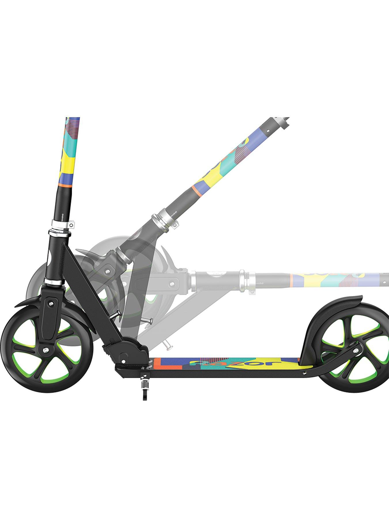  image of razor-a5-lux-lighted-scooter-green