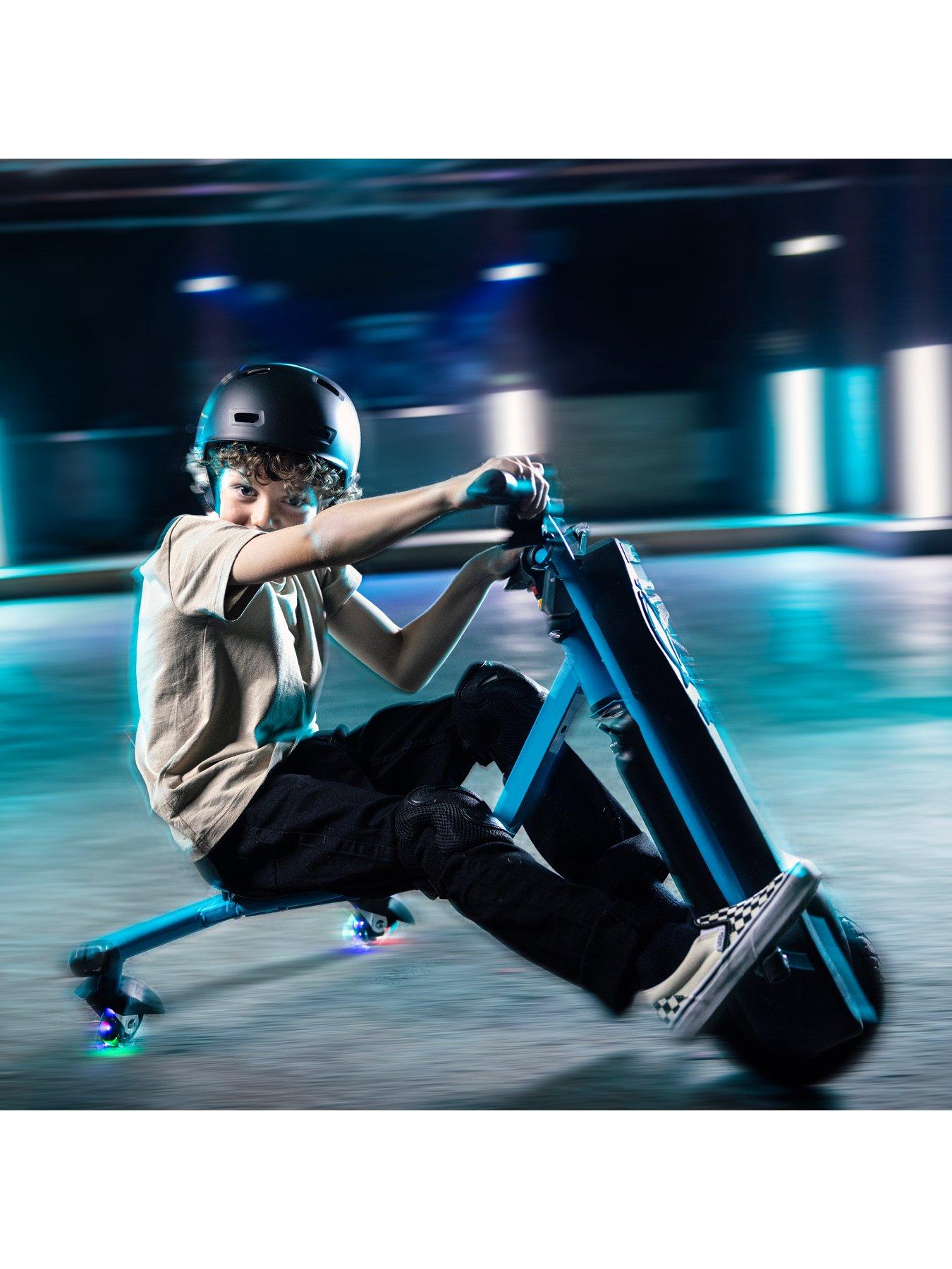 Image 3 of 7 of XOOTZ Cyclone Light-Up 24V Electric Drift Trike - Blue