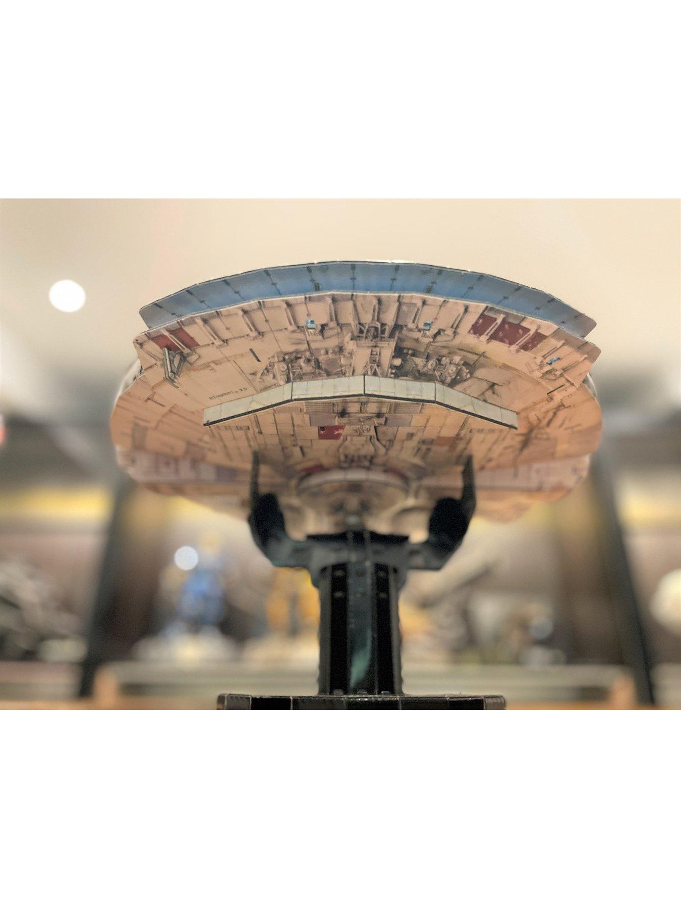  image of star-wars-millennium-falcon