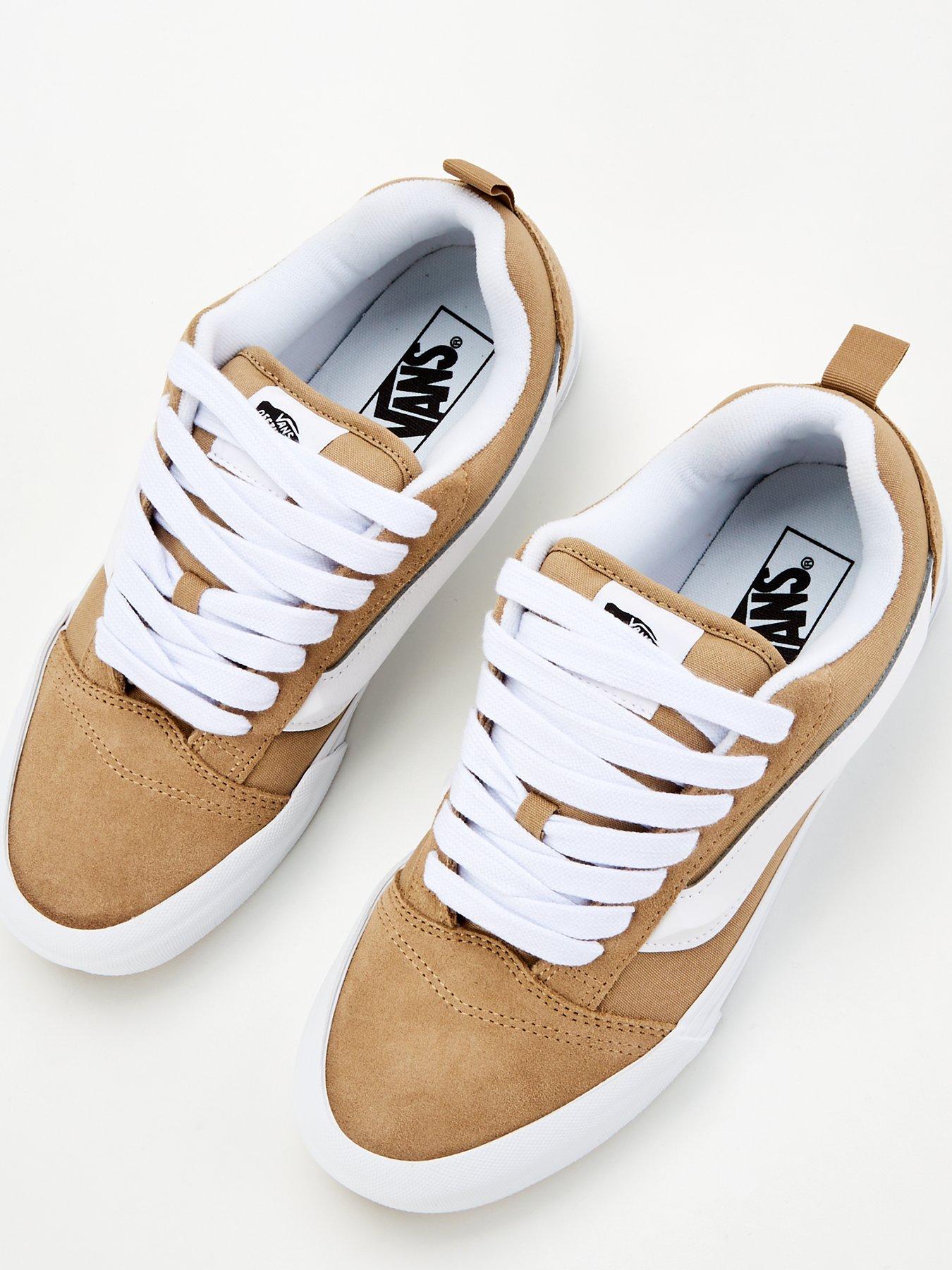 Image 4 of 7 of Vans Men's Knu Skool Trainers - Khaki