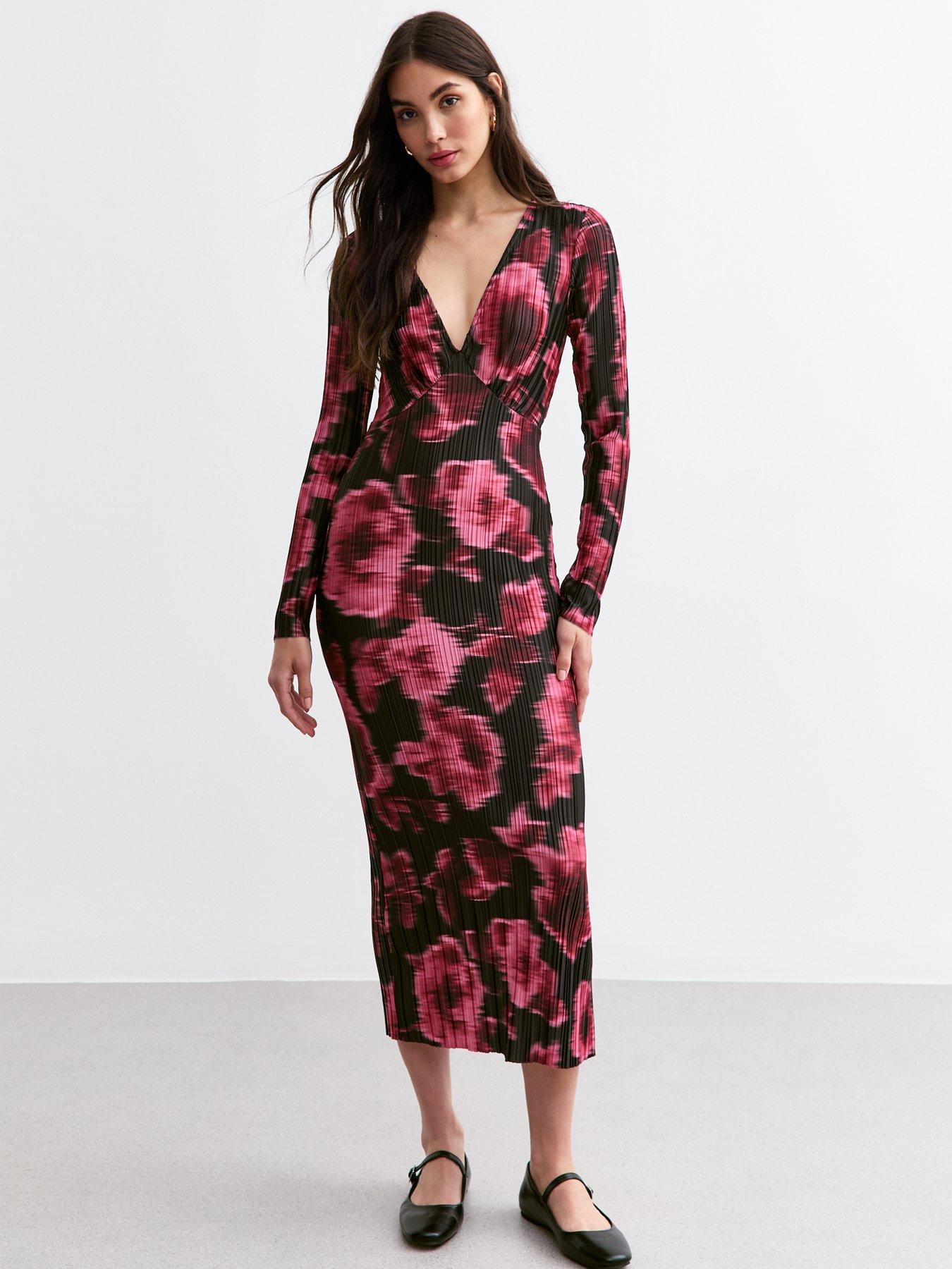 undefined Red Floral Long Sleeve Midi Dress - Print