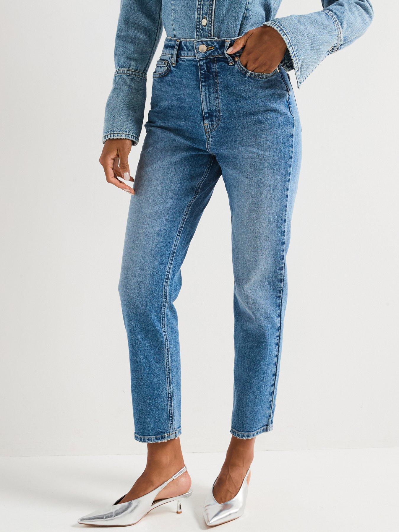 Image 1 of 6 of Everyday Comfort Girlfriend Straight Leg Jeans - Mid Wash