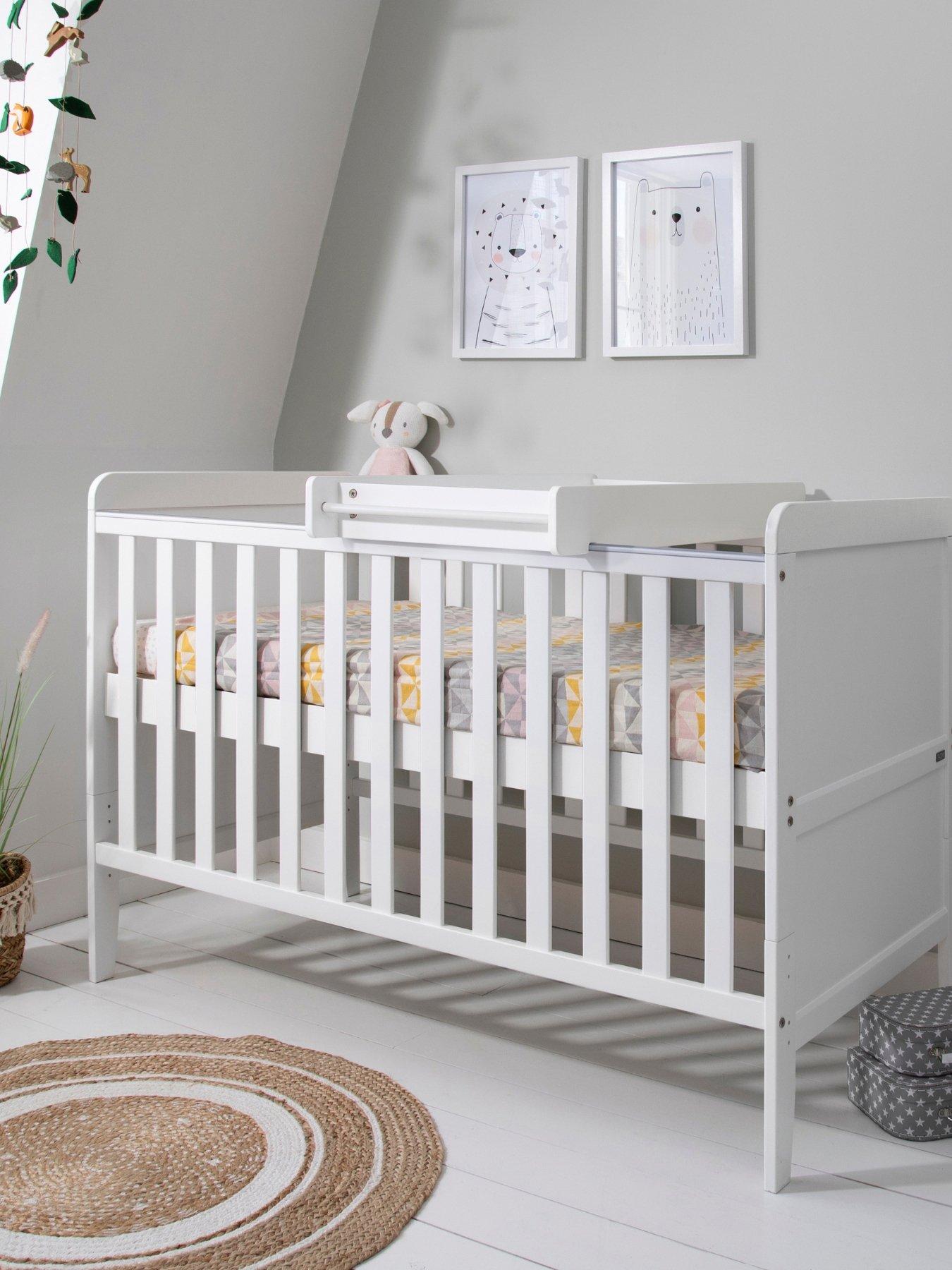 undefined Rio Cot Bed with Cot Top Changer & Mattress - White