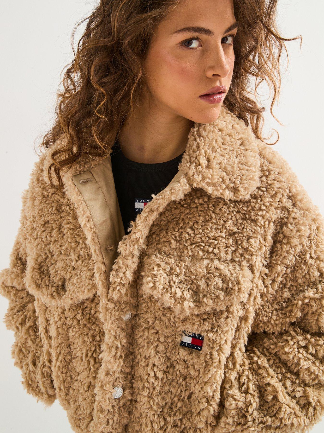 Image 4 of 6 of Tommy Jeans Faux Shearling Trucker Jacket - Beige