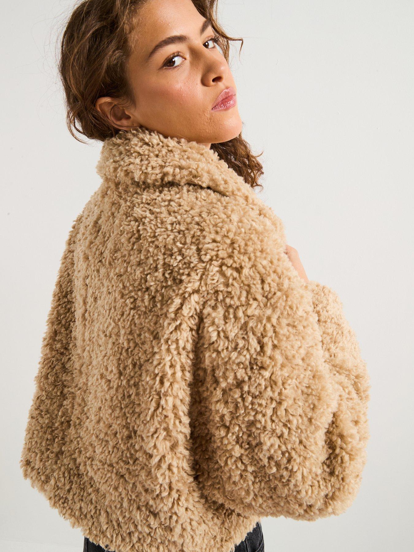 Image 5 of 6 of Tommy Jeans Faux Shearling Trucker Jacket - Beige