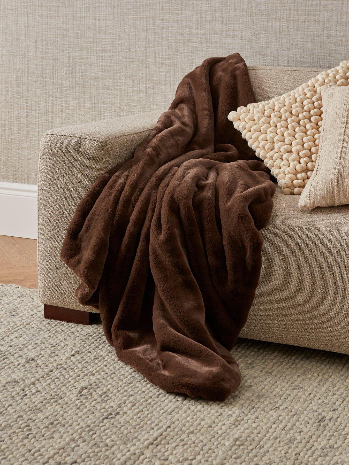 Michelle Keegan Home Faux Sable Throw 127x152