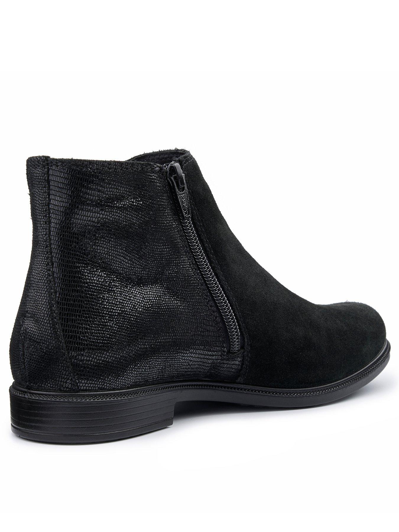 Image 3 of 4 of Hotter Tenby Boots Wide Fit - Black