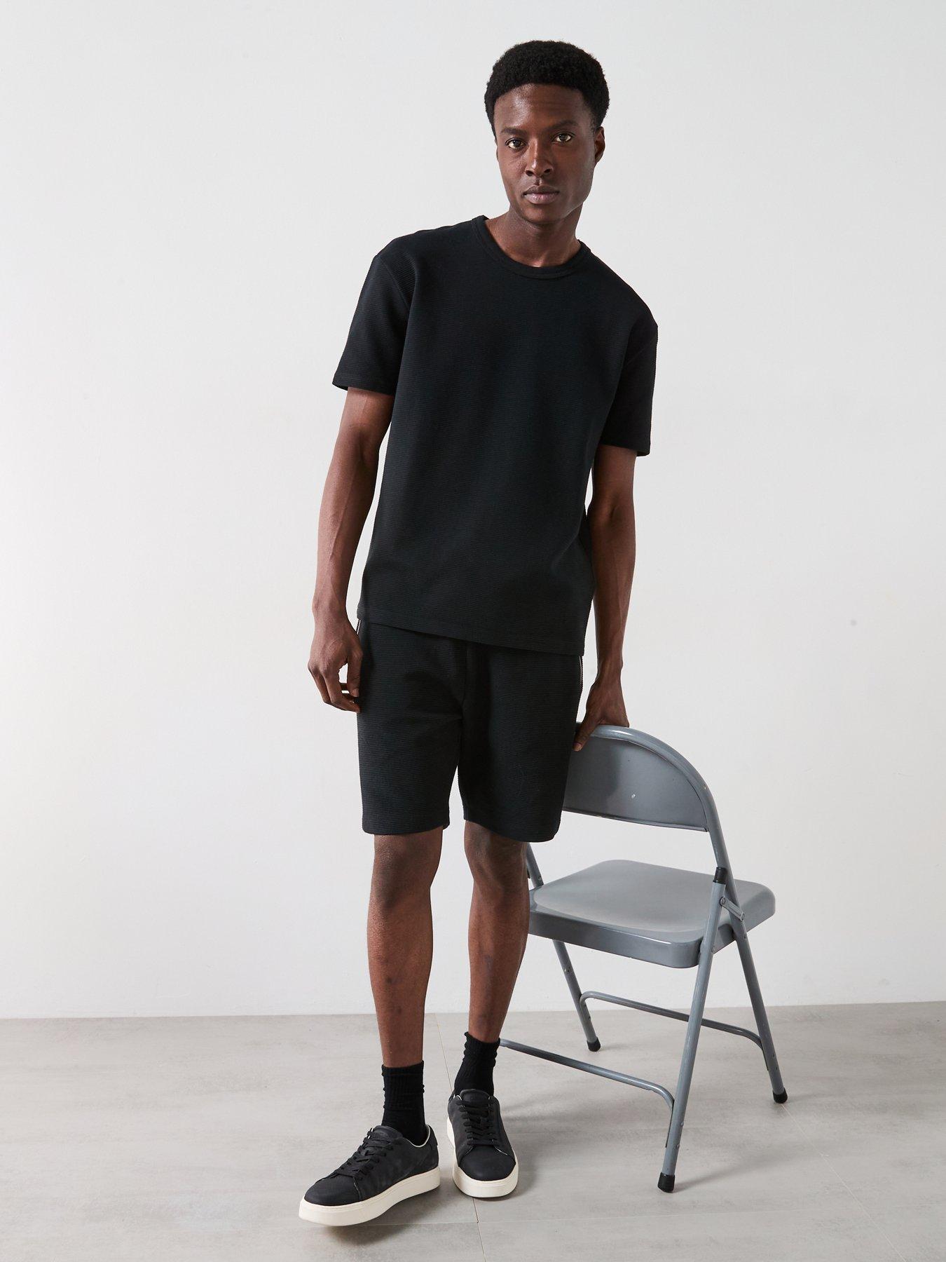  image of very-man-textured-ottoman-t-shirt-black