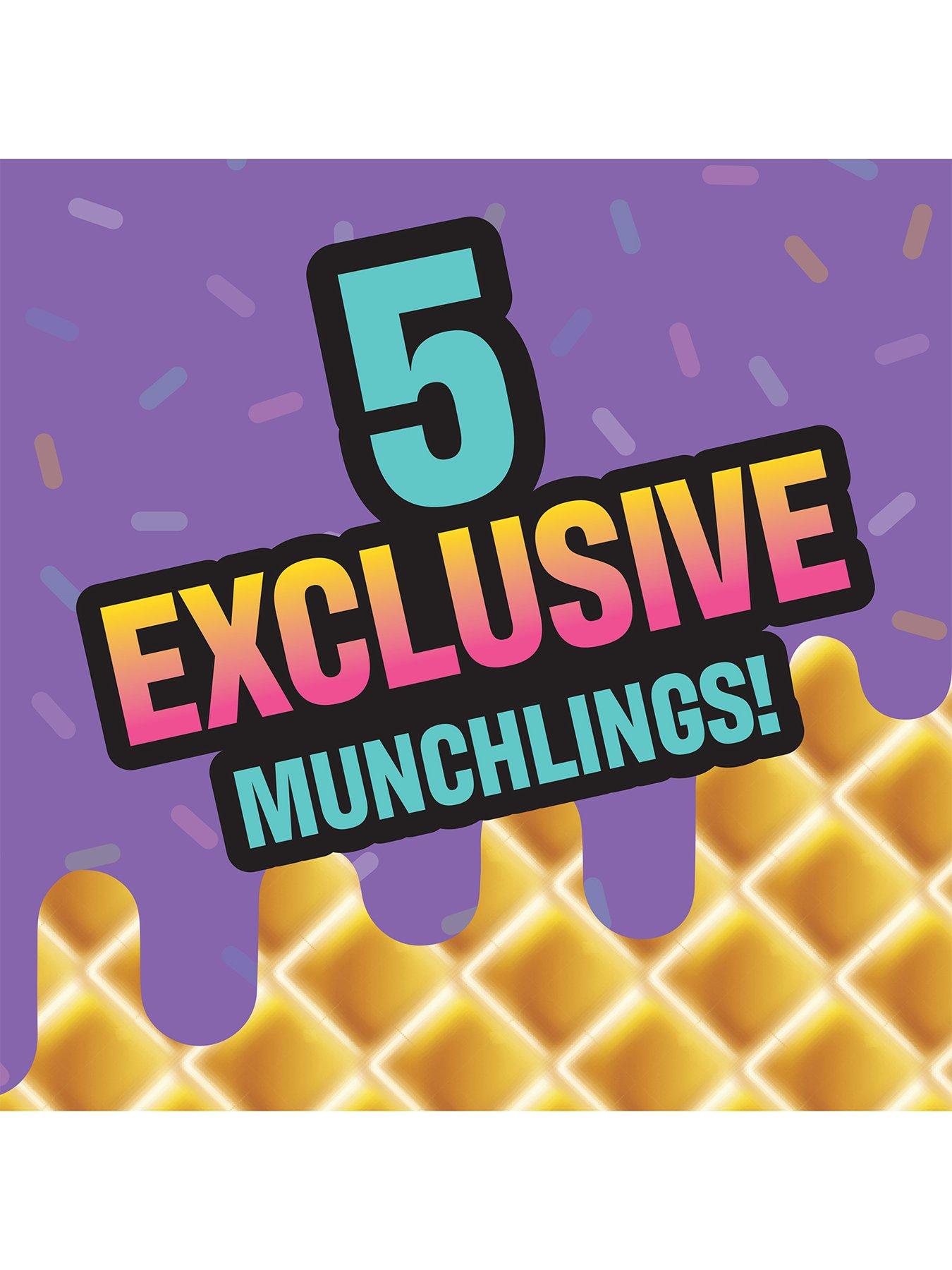 Image 7 of 8 of Disney Munchlings Ice Cream Cart Playset with 5 Munchlings Collectible Toy Figures