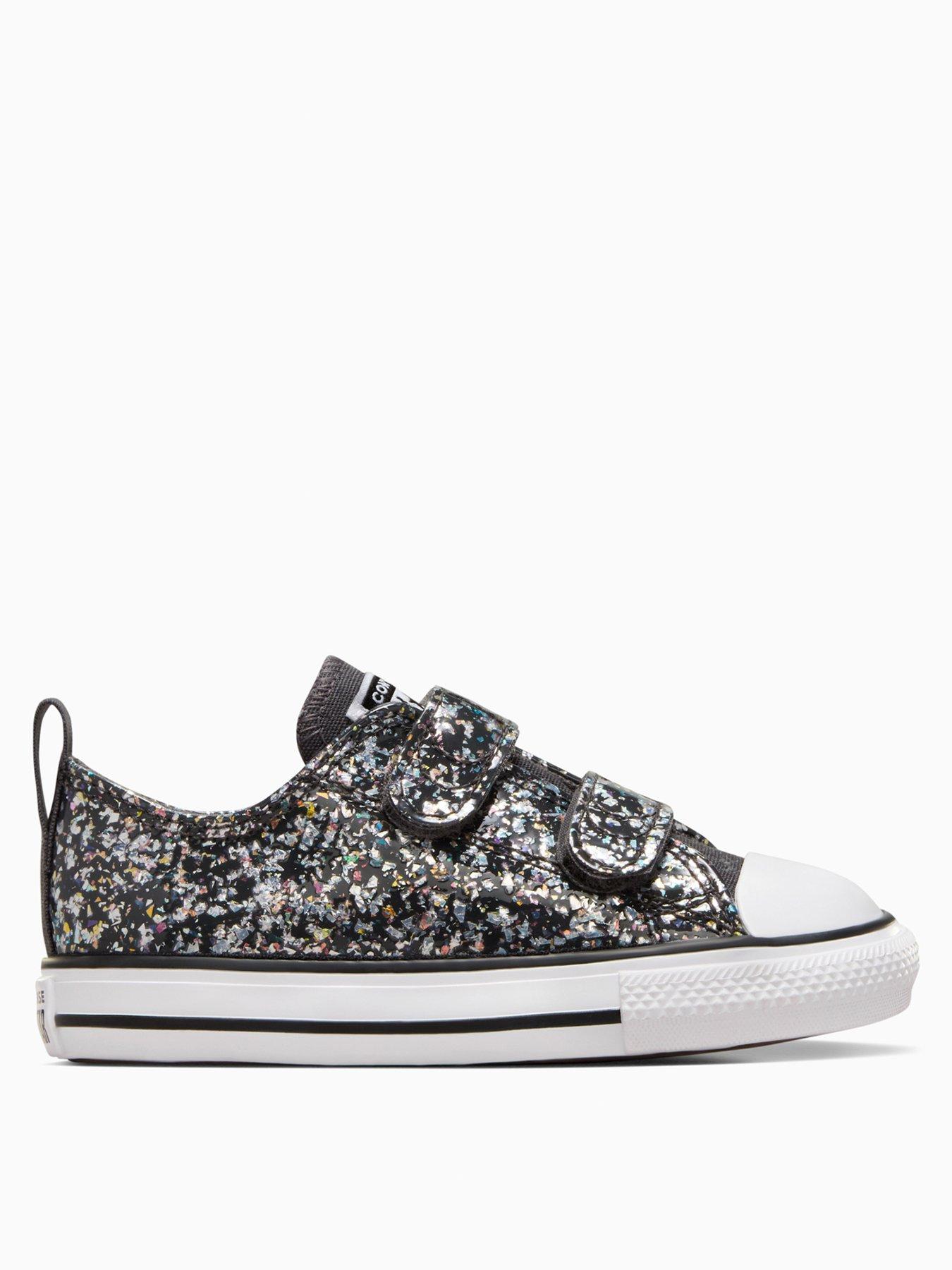 undefined Infant Shinefetti Chuck Taylor All Star 2V Trainers - Multi