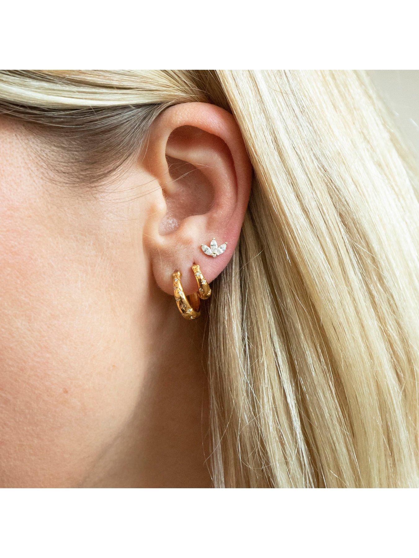 Image 2 of 4 of Seol + Gold CZ Star Set Midi Hoops