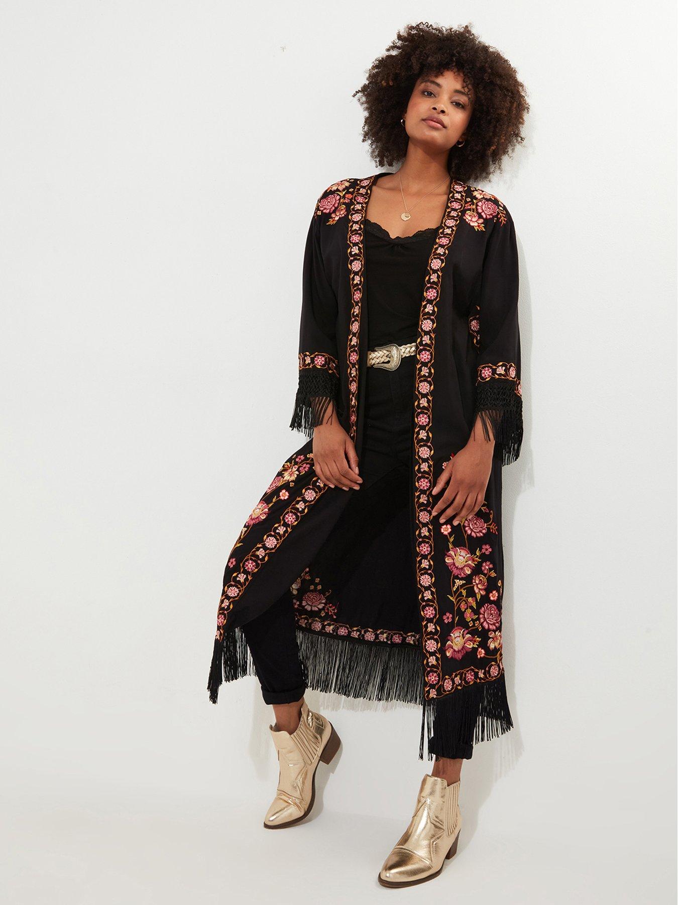undefined Embroidered Kimono - Black