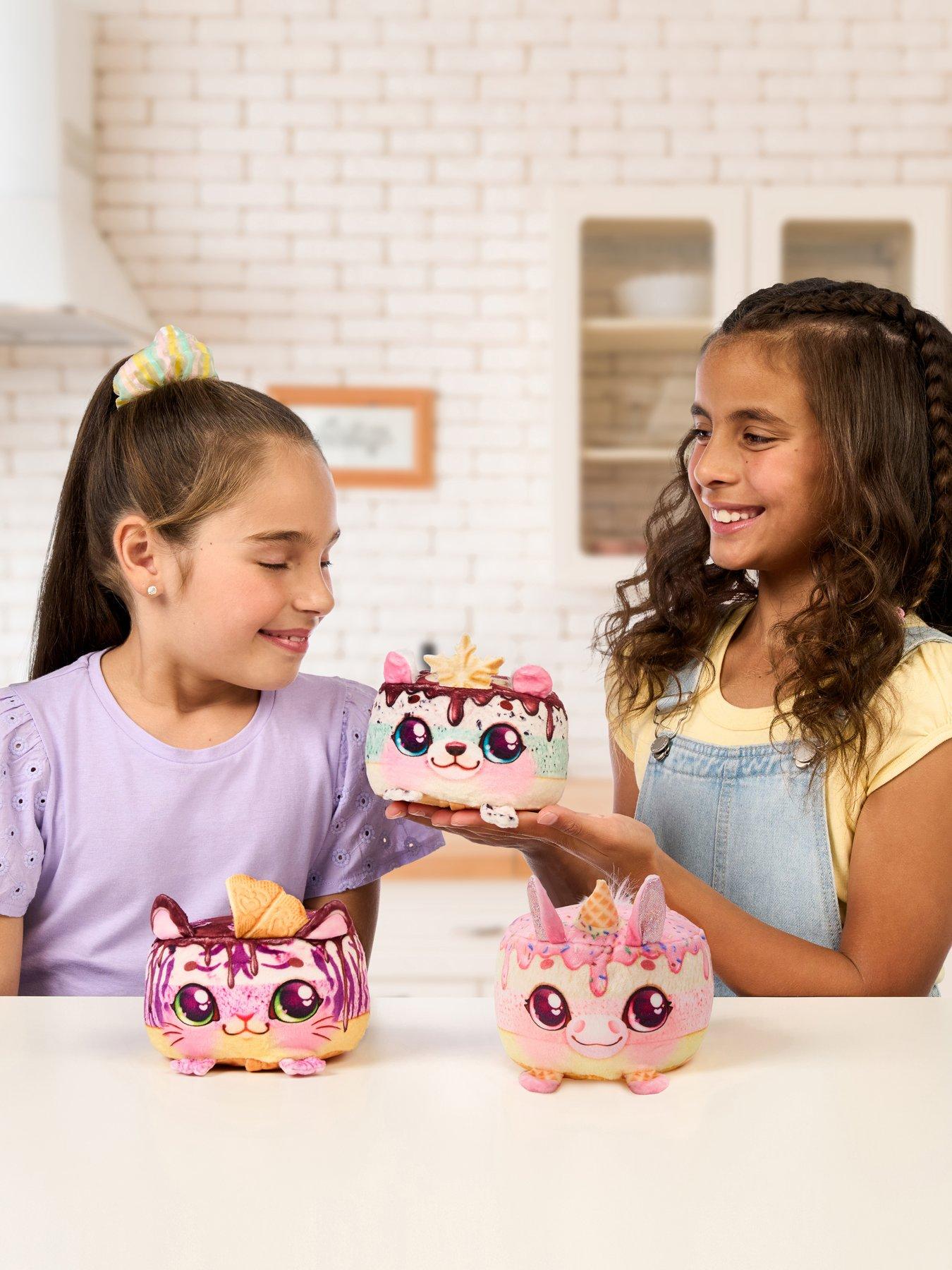 Image 3 of 7 of Cookeez Makery Cookeez Makery Freezy Cakez Decorate Your Plush&nbsp;Playset