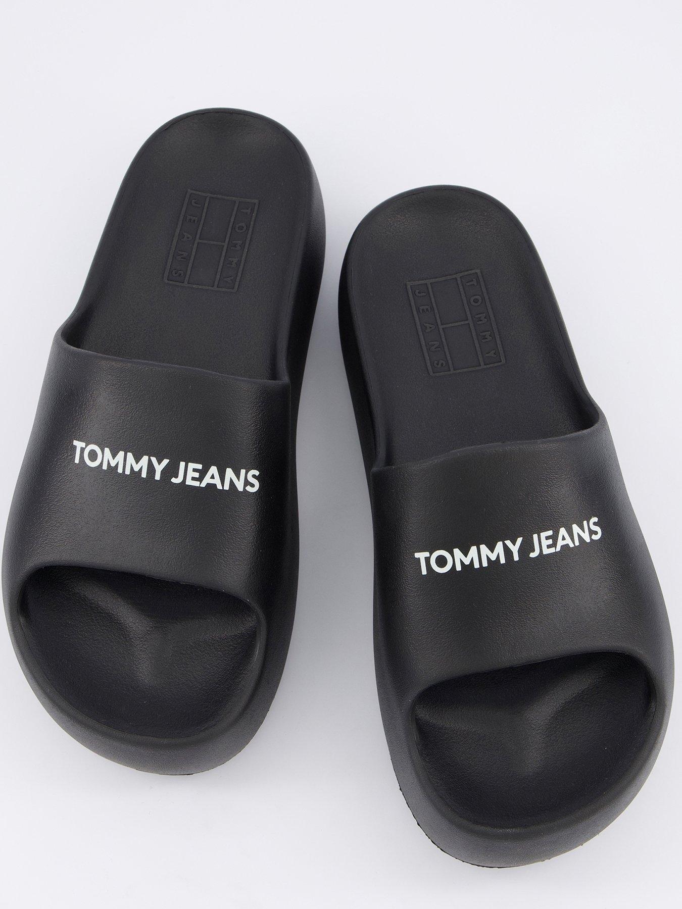  image of tommy-jeans-flatform-logo-pool-slider-black