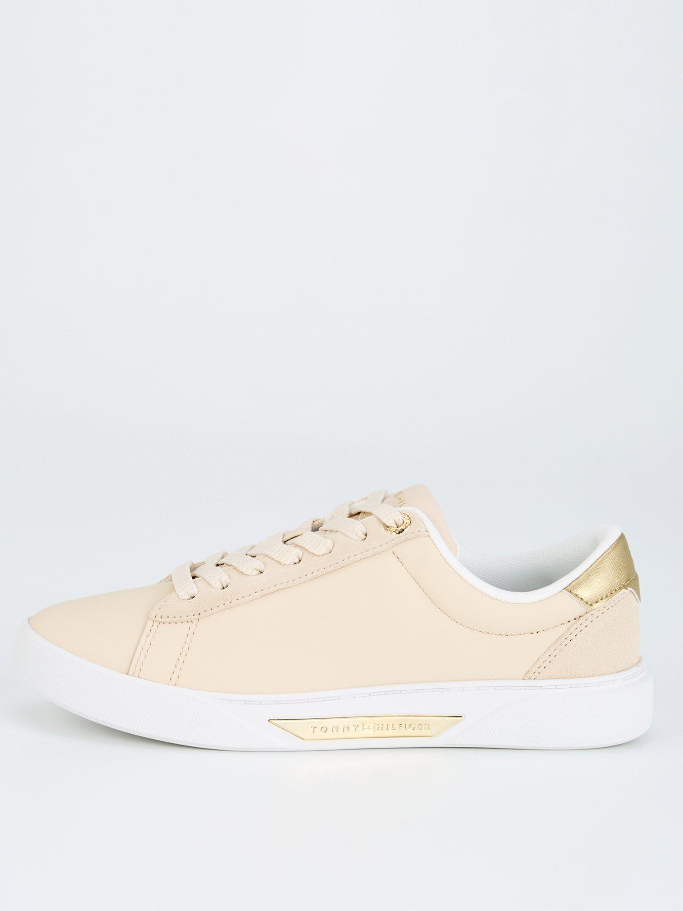  image of tommy-hilfiger-court-logo-trainer-white