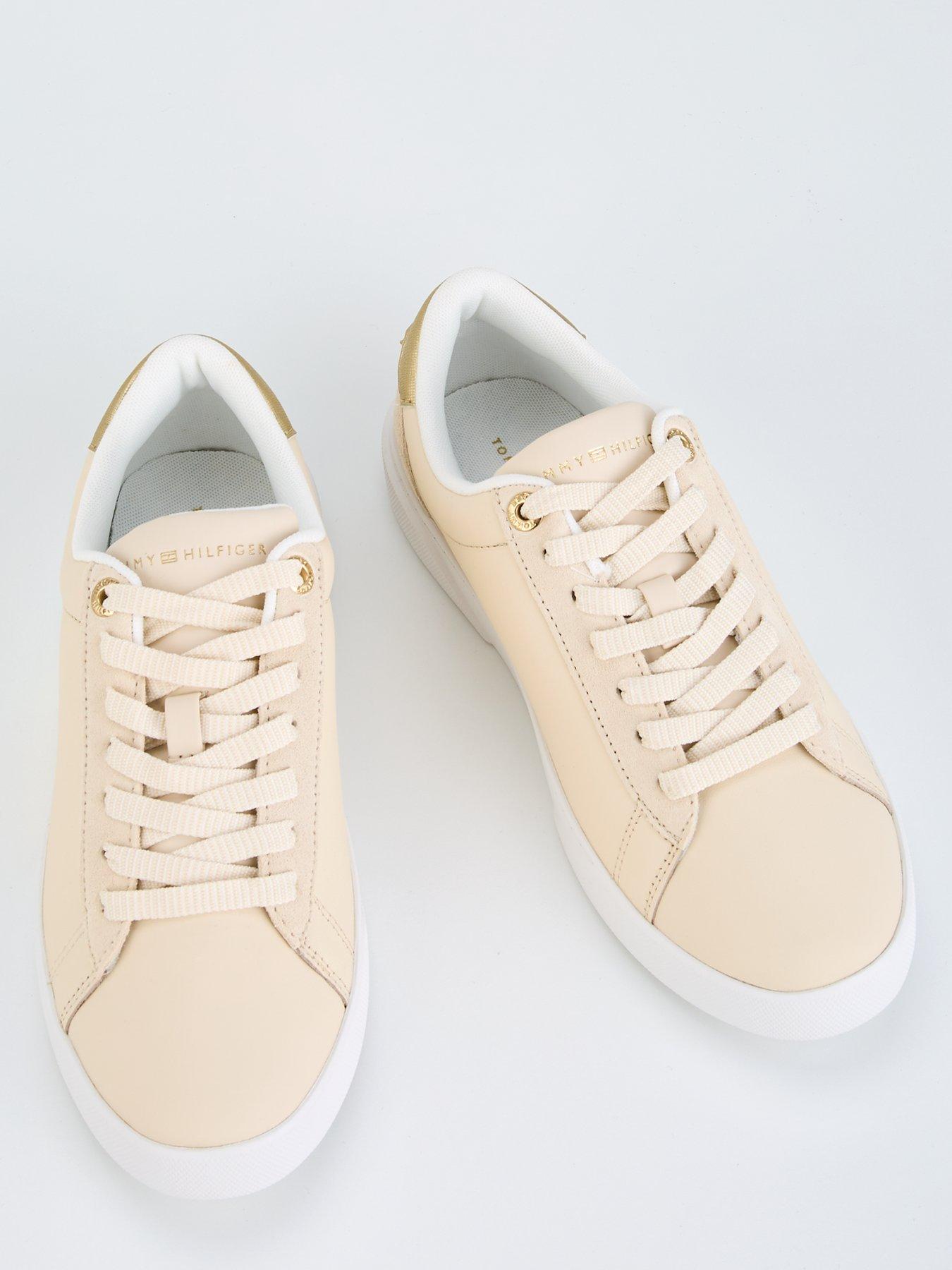  image of tommy-hilfiger-court-logo-trainer-white