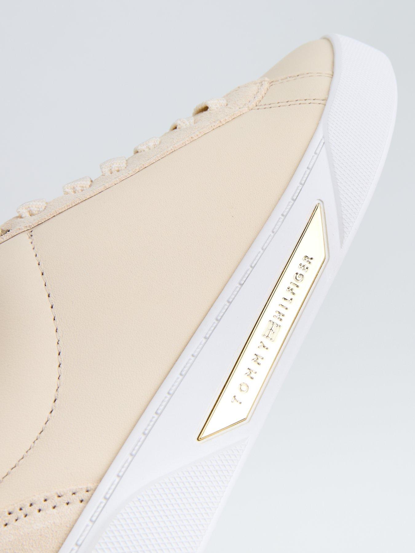  image of tommy-hilfiger-court-logo-trainer-white