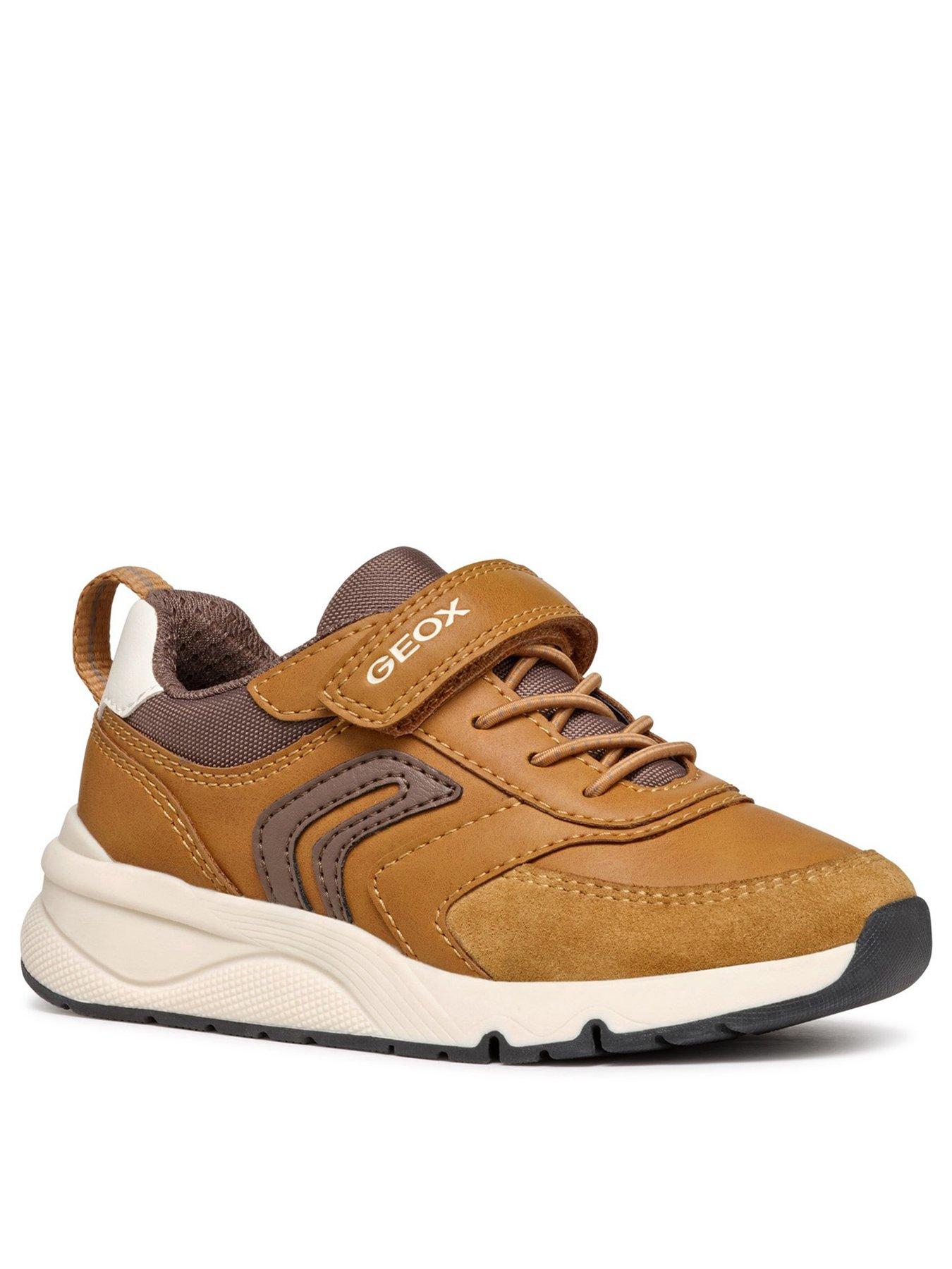  image of geox-rooner-trainer