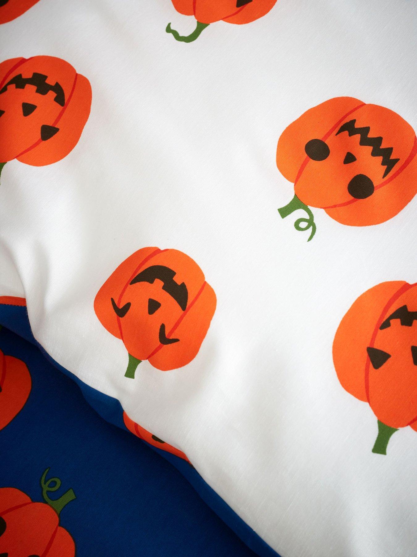 Image 5 of 6 of Catherine Lansfield Halloween Pumpkins Reversible Duvet Cover Set - Navy