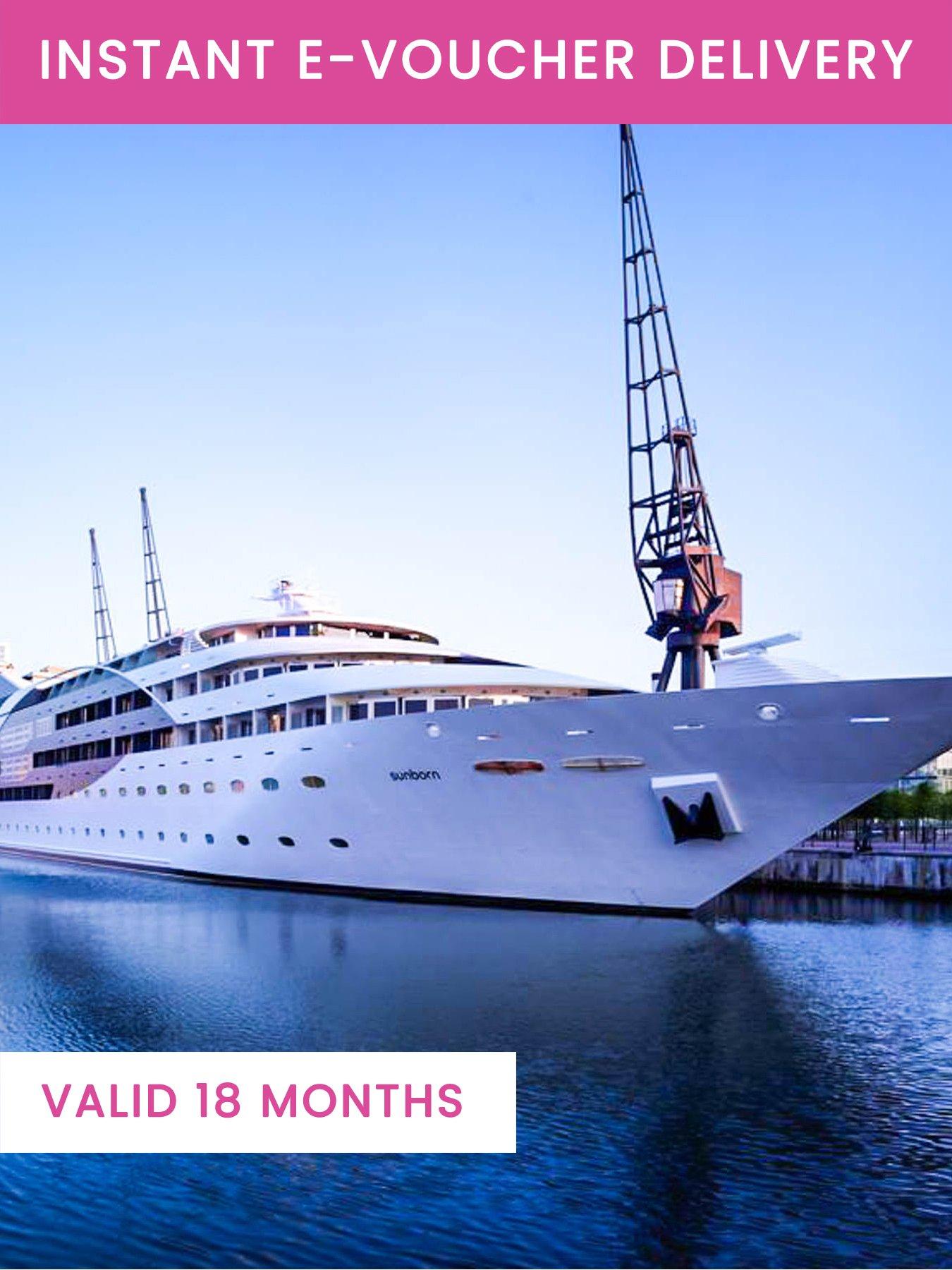activity-superstore-luxury-yacht-overnight-stay-and-afternoon-tea-on-the-sunborn