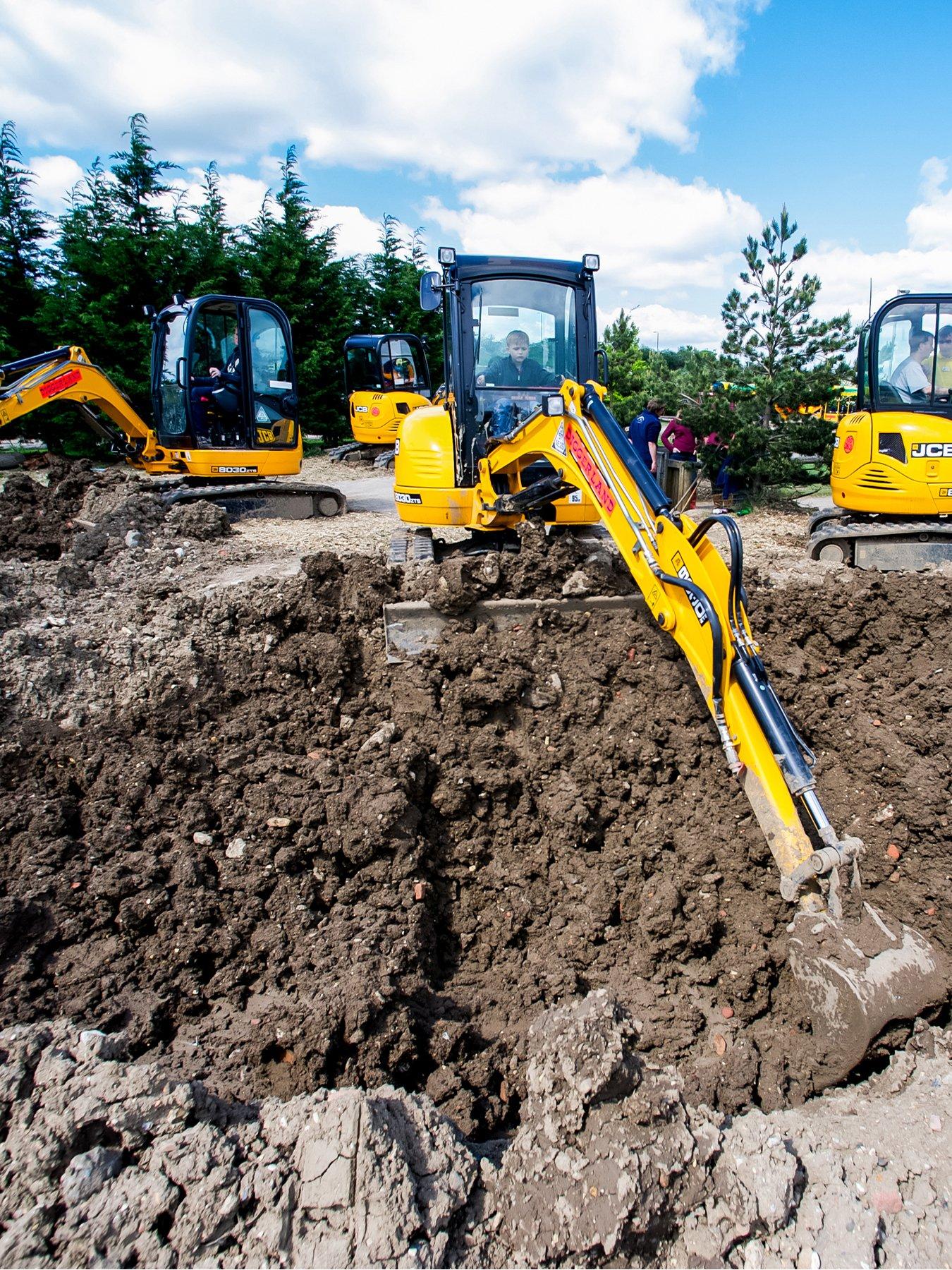 Image 3 of 4 of Activity Superstore Family Ticket to Diggerland