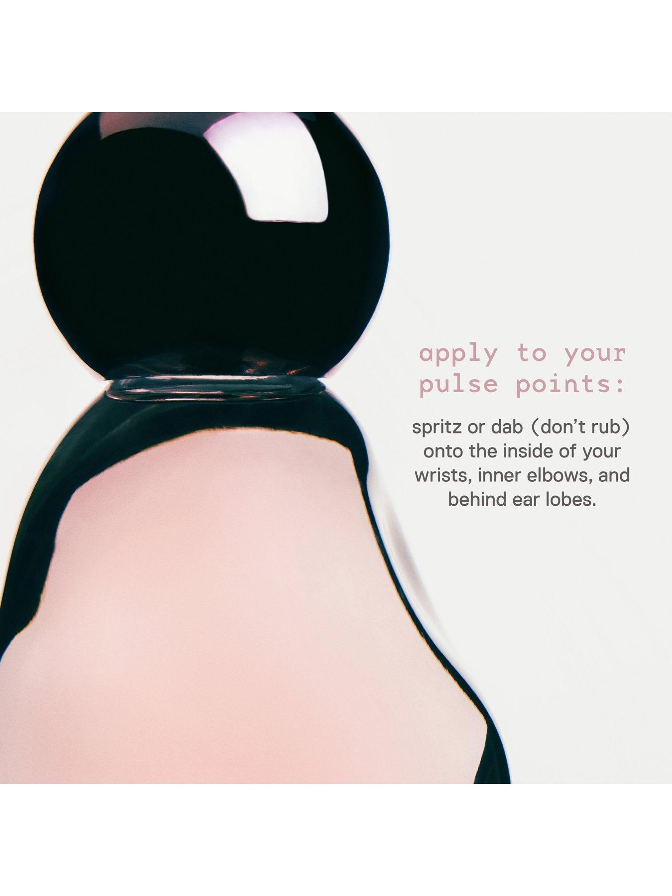 Image 7 of 8 of Cosmic Kylie Jenner Eau de Parfum 30ml