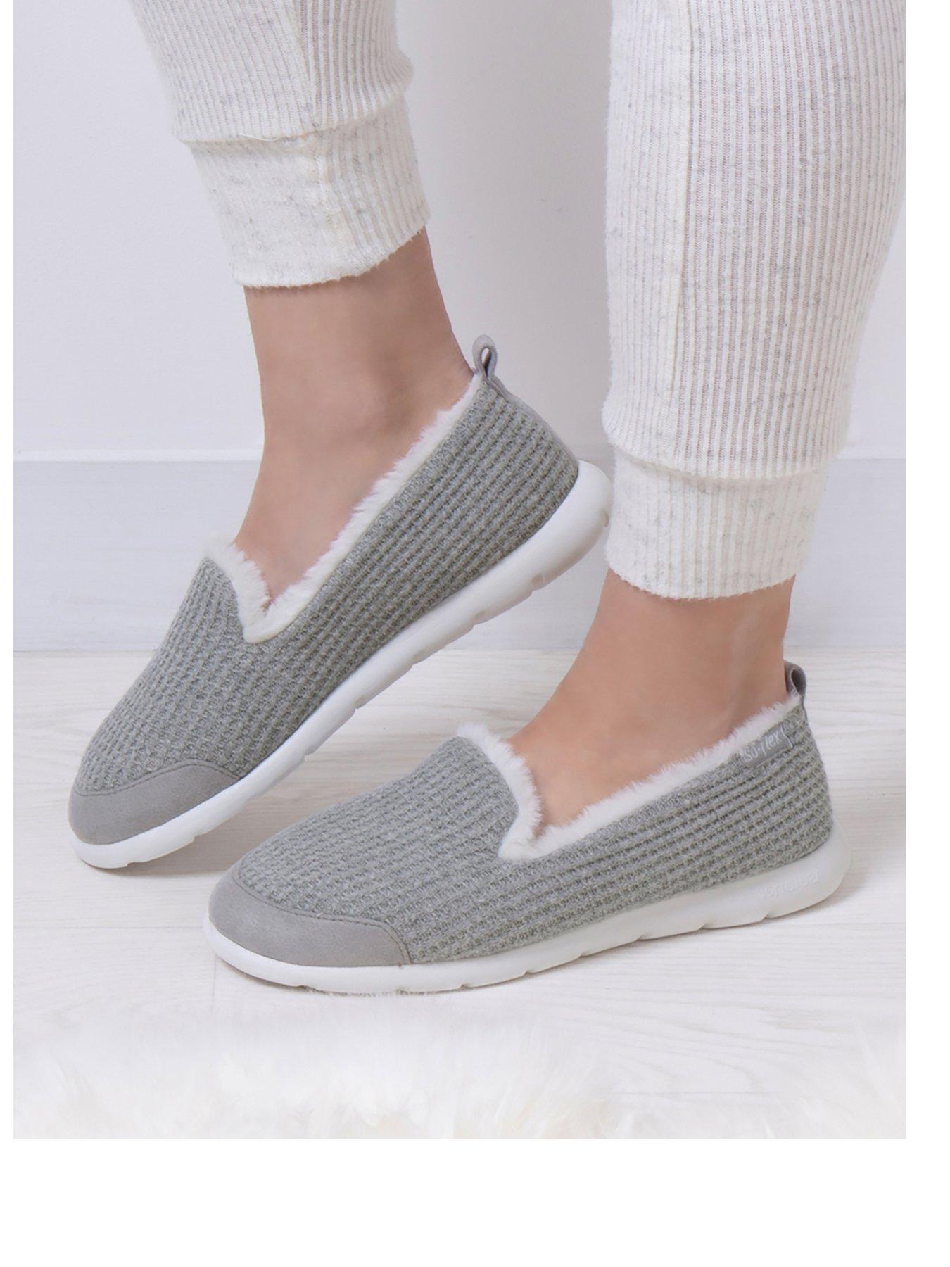  image of totes-isotoner-isoflex-waffle-full-back-slippers-grey