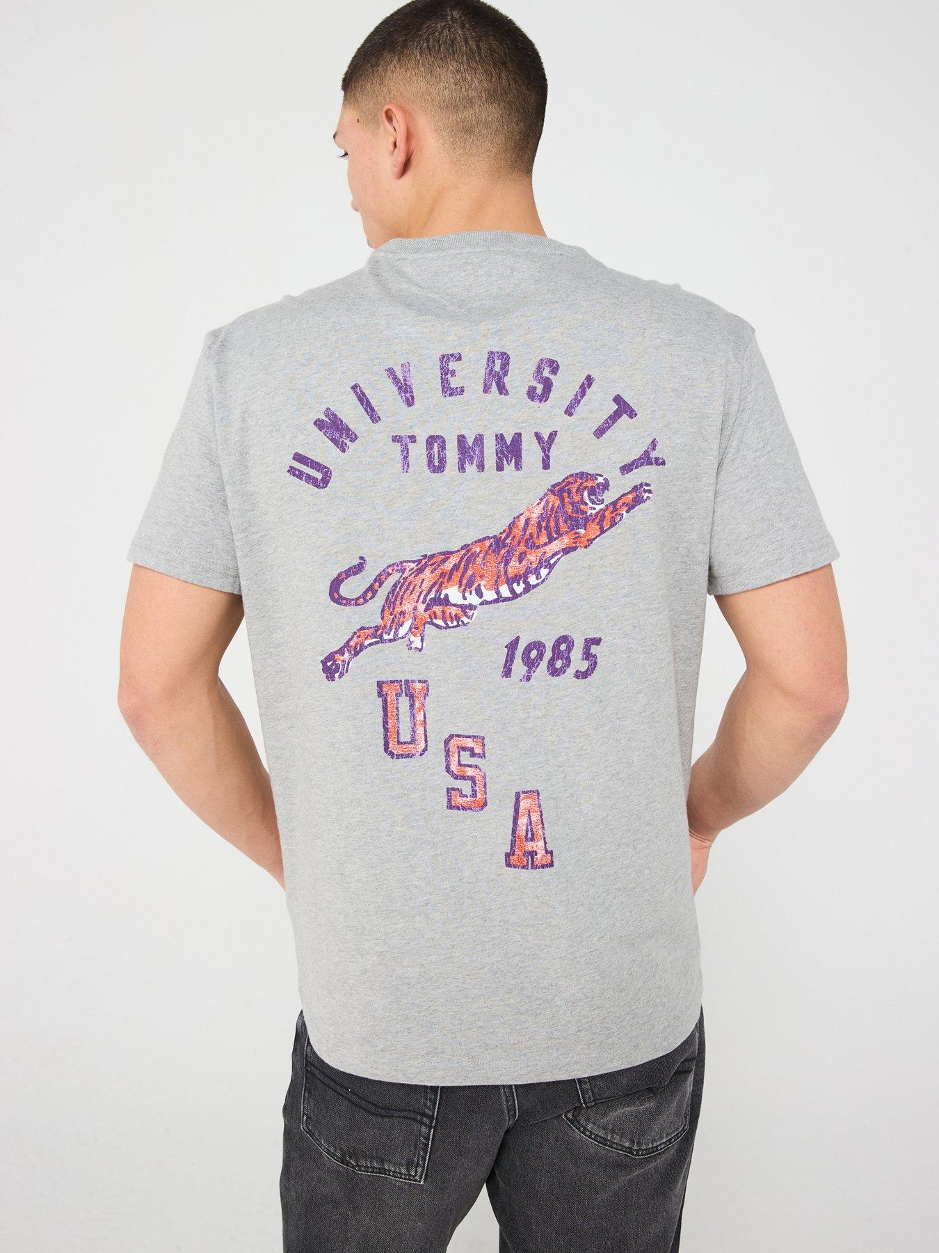 tommy-jeans-regular-fit-university-tiger-back-graphic-t-shirt-grey