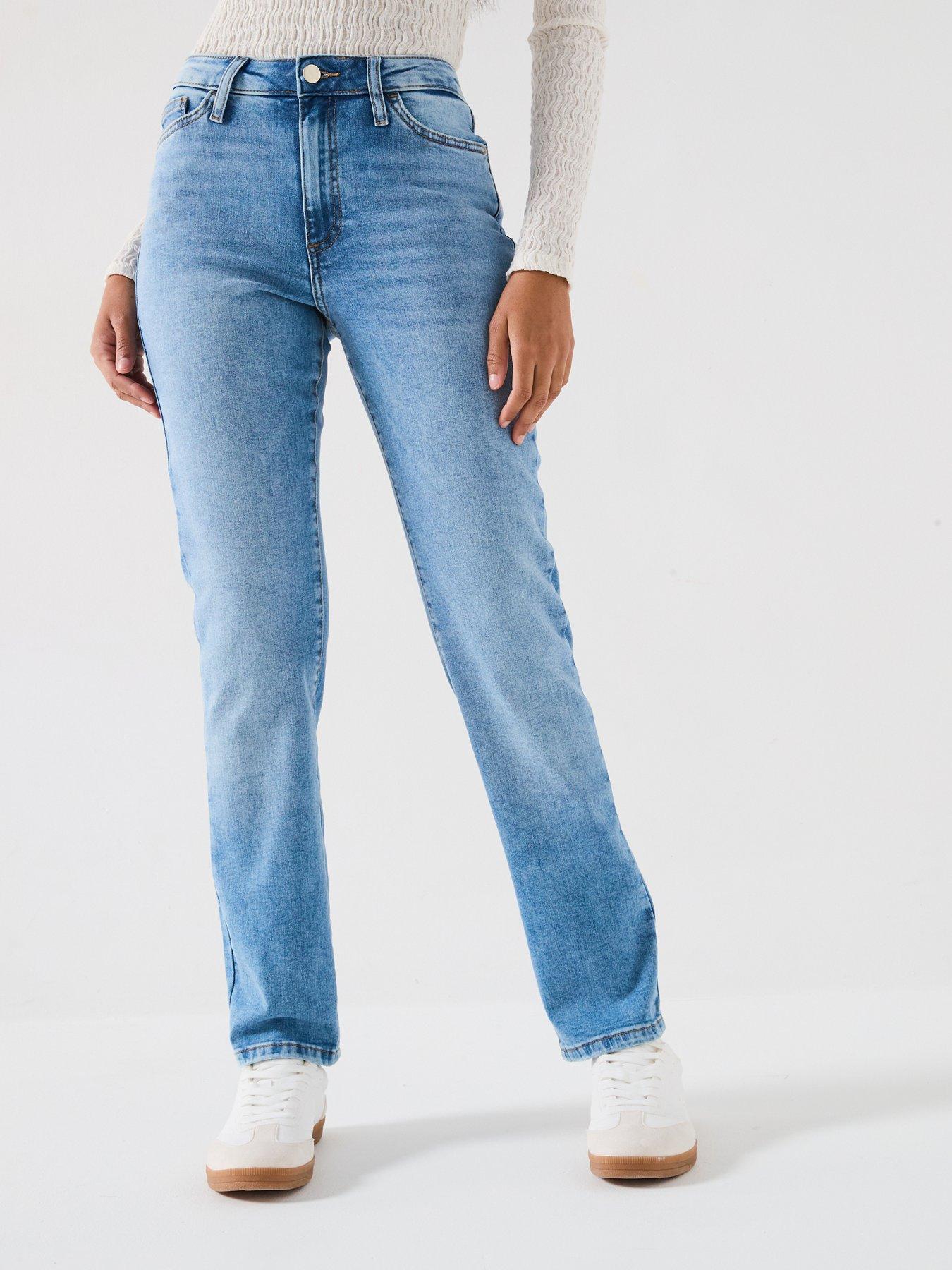 everyday-authentic-straight-leg-jeans-light-wash