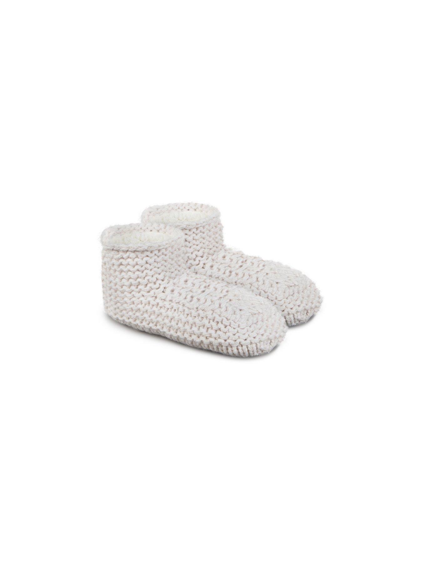 totes-chunky-knitted-booties-cream