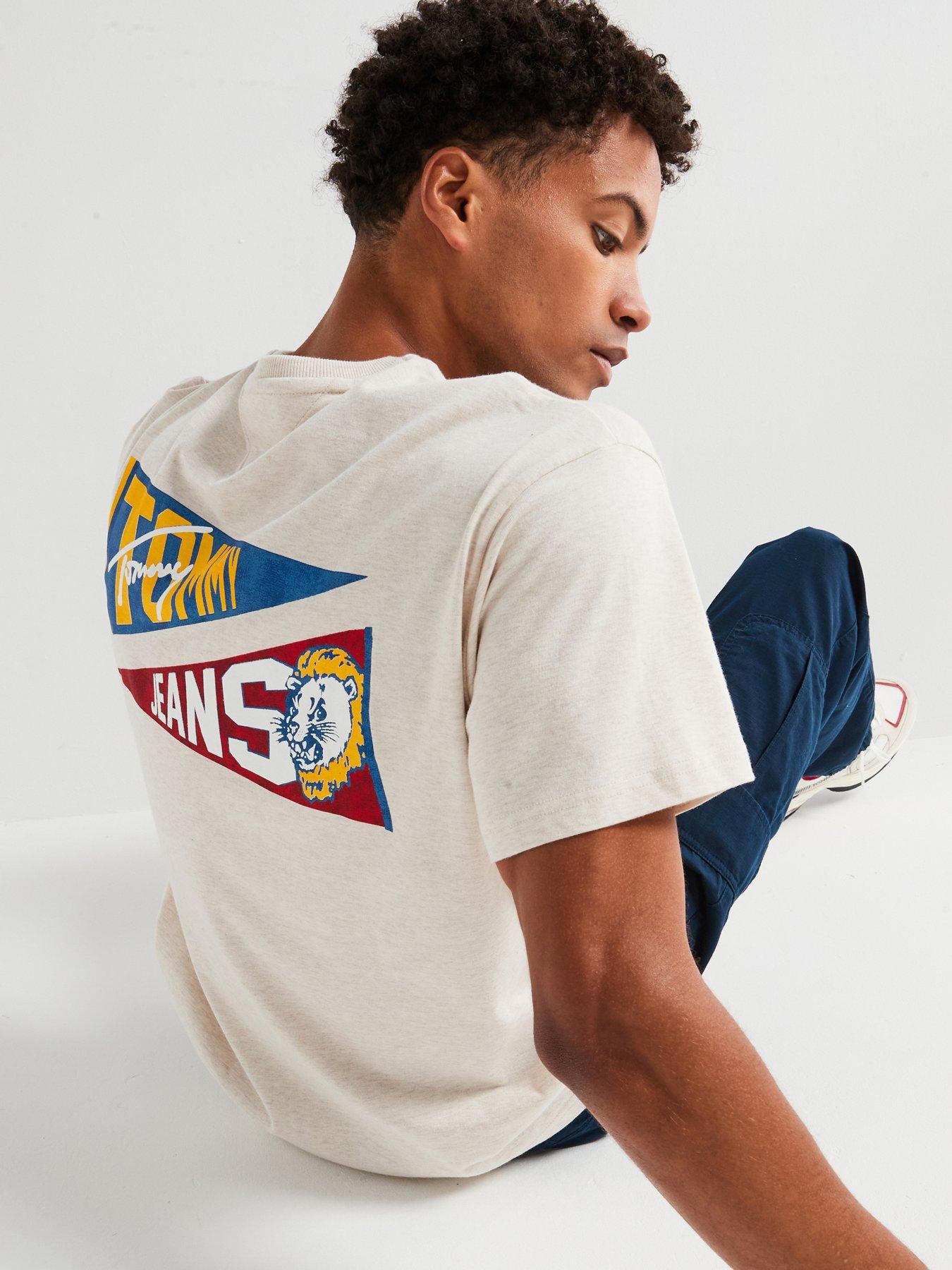 tommy-jeans-relaxed-fit-uni-flag-back-print-t-shirt-off-white