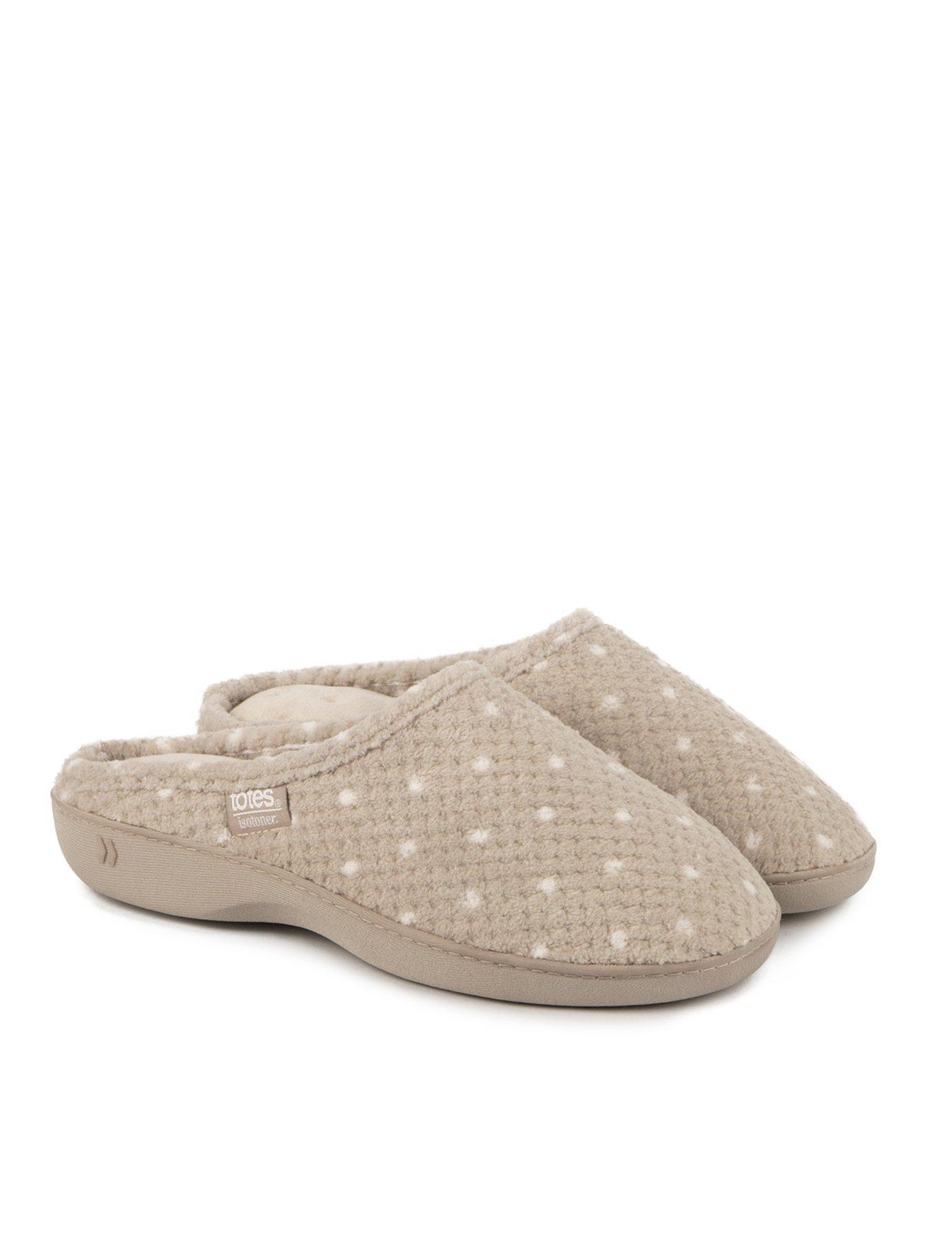 totes-isotoner-popcorn-terry-mule-slippers-natural-spot