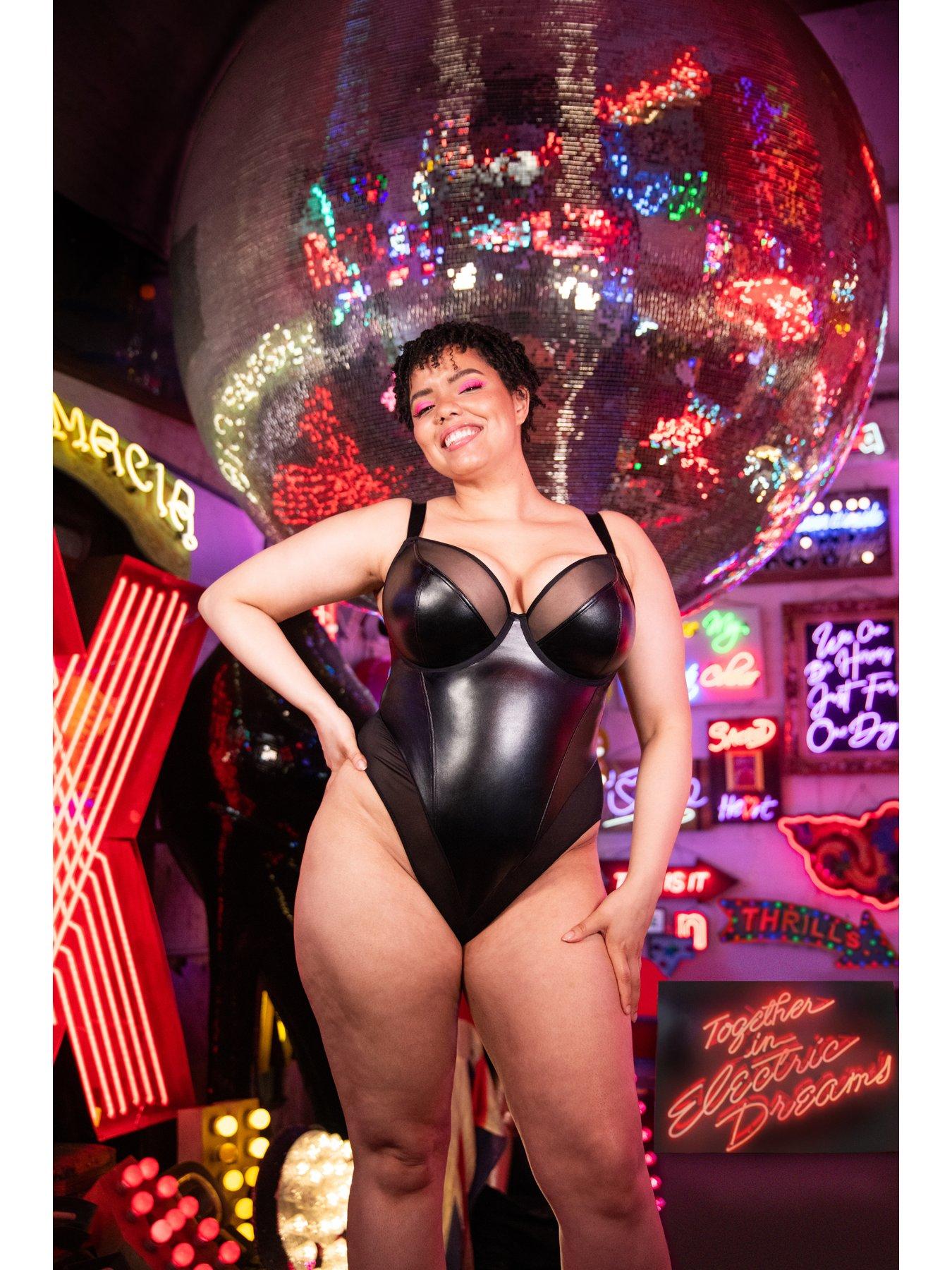 Image 5 of 5 of Curvy Kate Rebelle Faux Leather Non-padded Underwired Plunge Bodysuit - Black