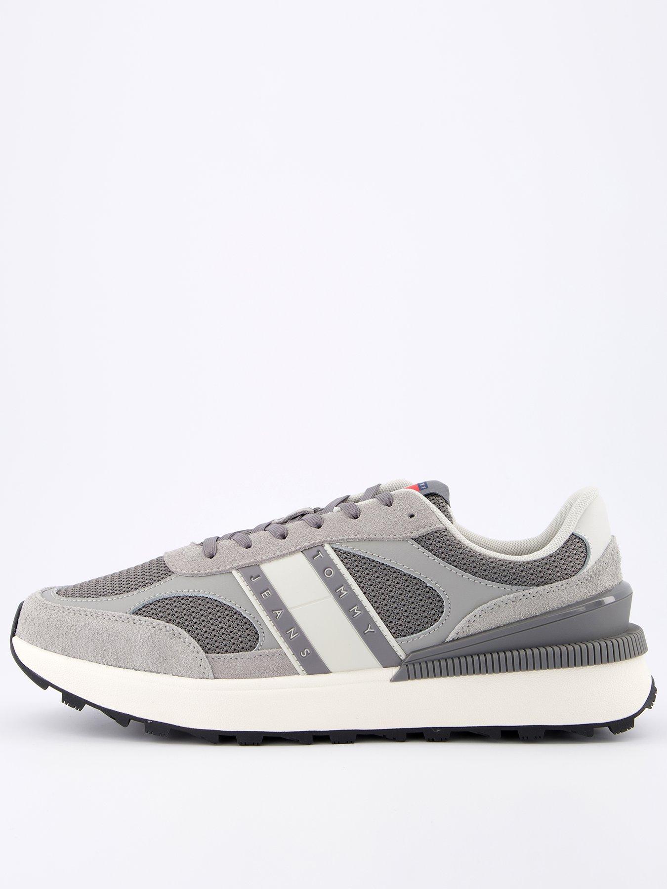 tommy-jeans-mixed-media-technical-runner-grey